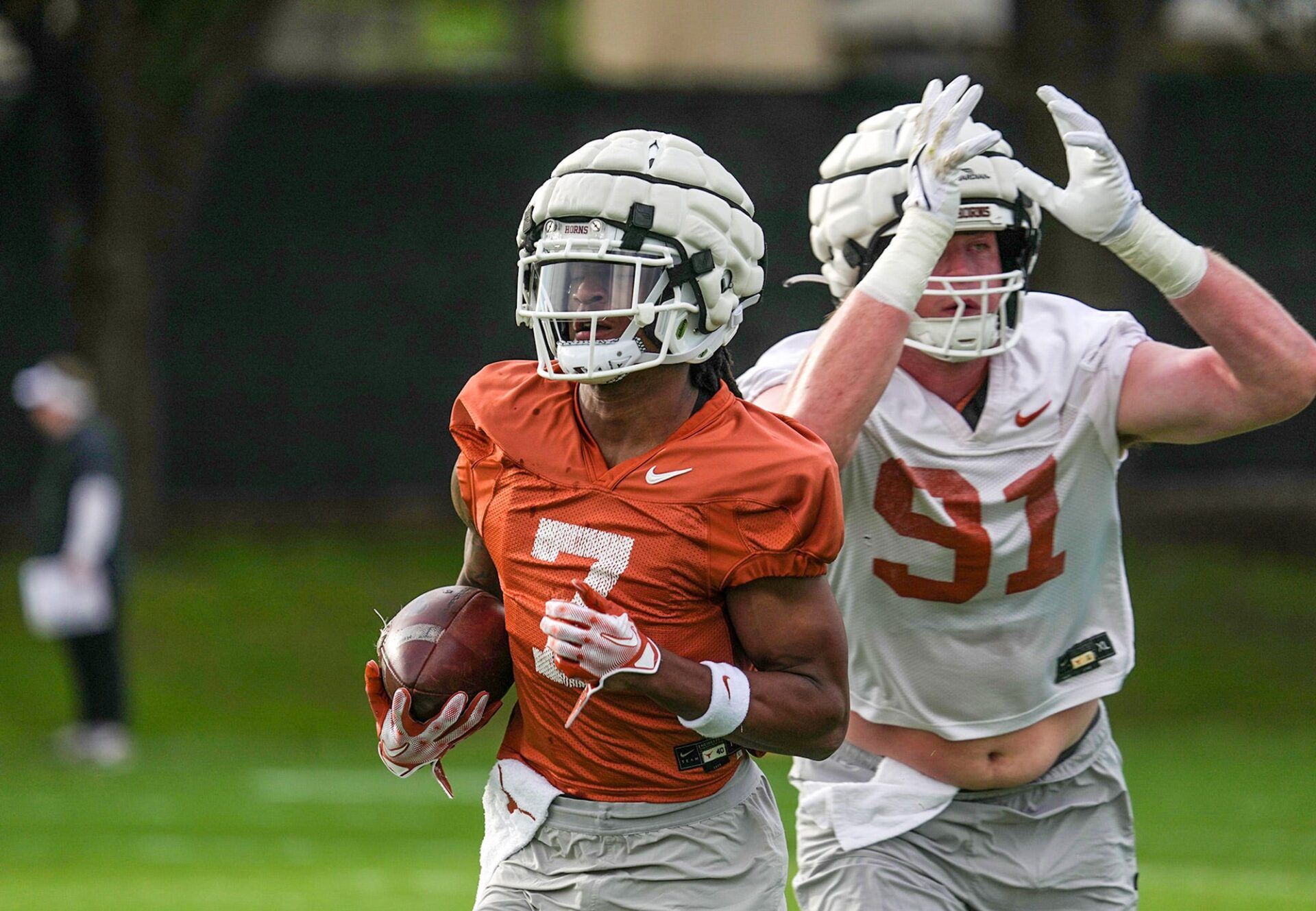 Does Texas Longhorns wide receiver Isaiah Bond have the 2025 NFL Draft scouting report to be the next early-round Texas wide receiver?