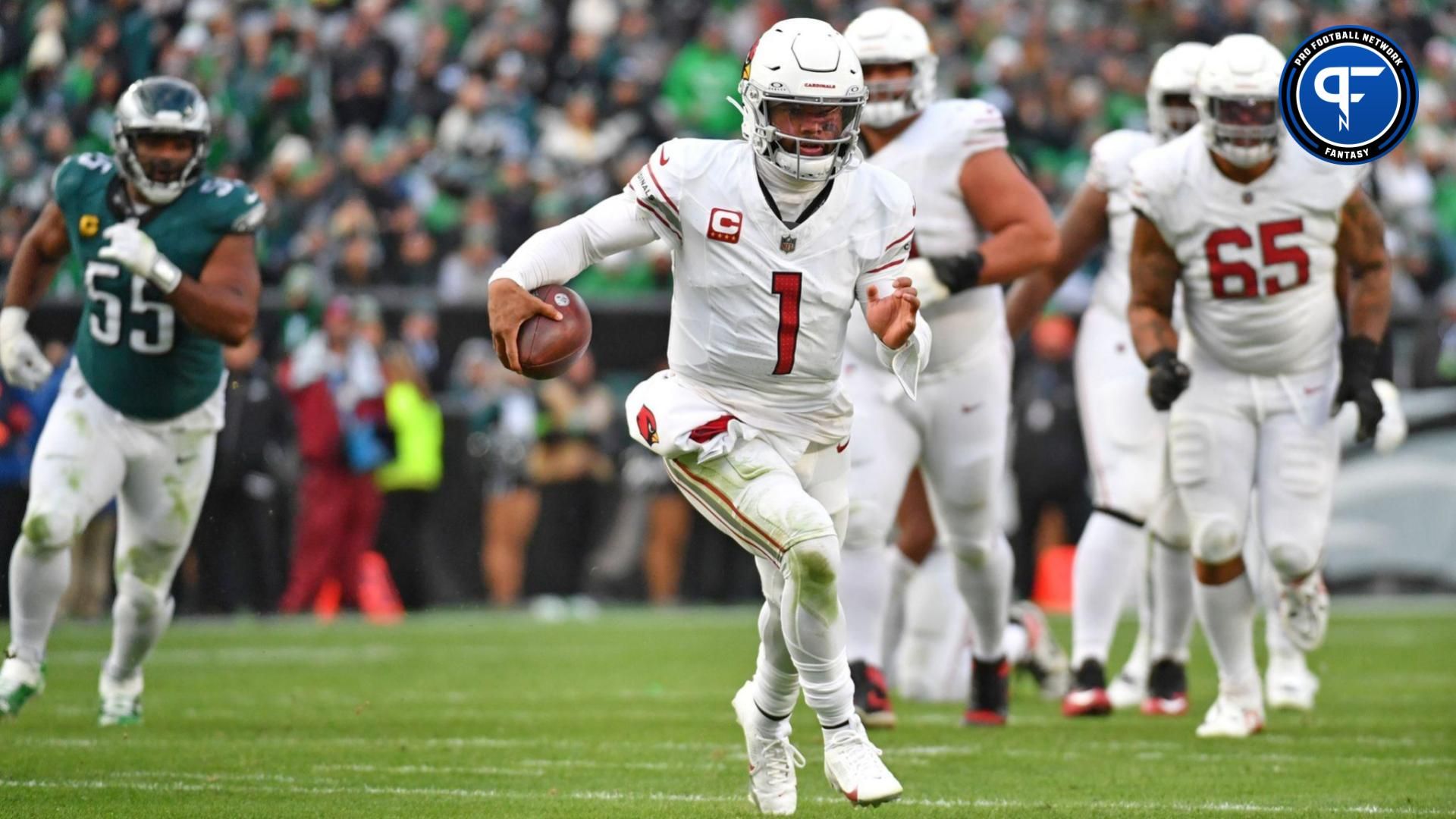 Arizona Cardinals quarterback Kyler Murray (1) runs with the football during the fourth quarter against the Philadelphia Eagles at Lincoln Financial Field.