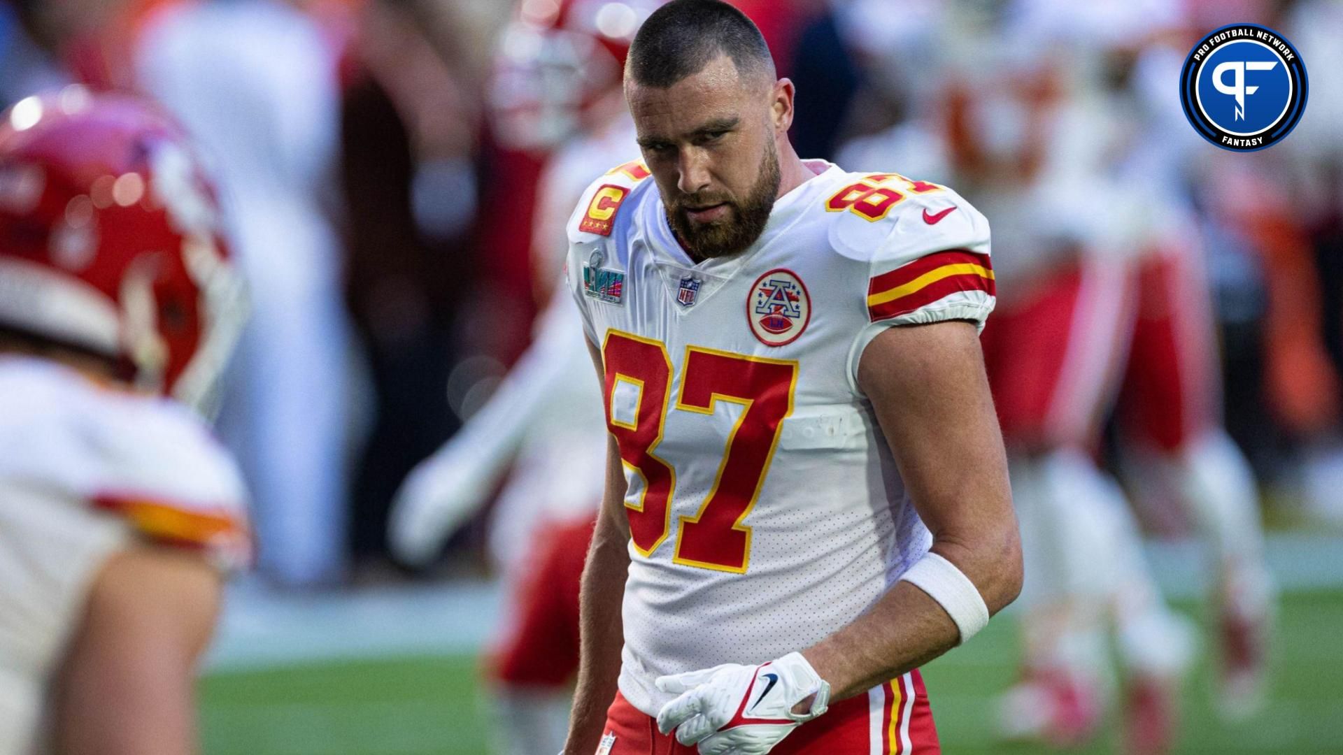 Kansas City Chiefs tight end Travis Kelce (87) sits at the top of fantasy TE rankings for 2024.