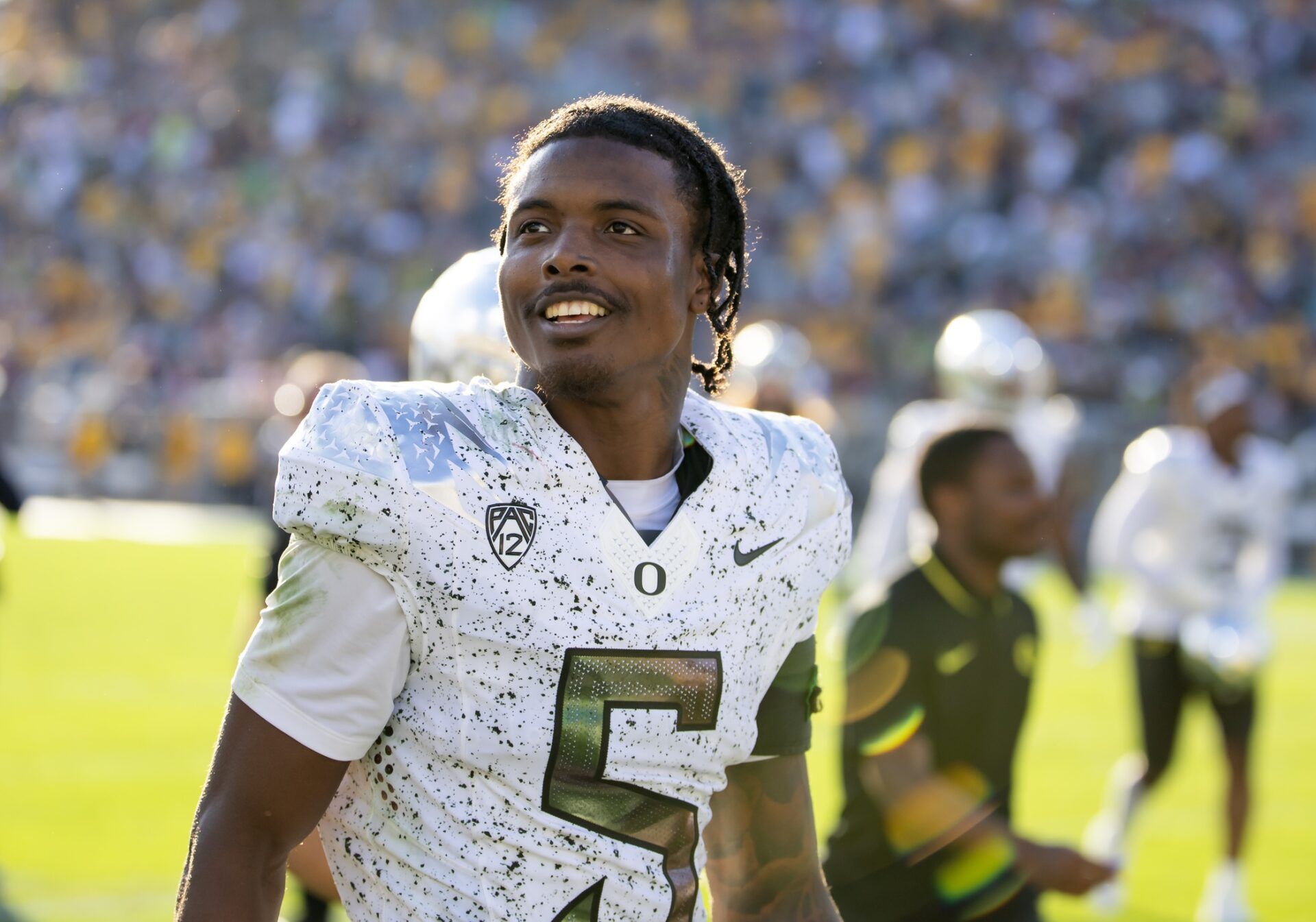 Oregon Ducks defensive back Khyree Jackson (5) against the Arizona State Sun Devils at Mountain America Stadium. Mandatory Credit: Mark J. Rebilas-USA TODAY Sports