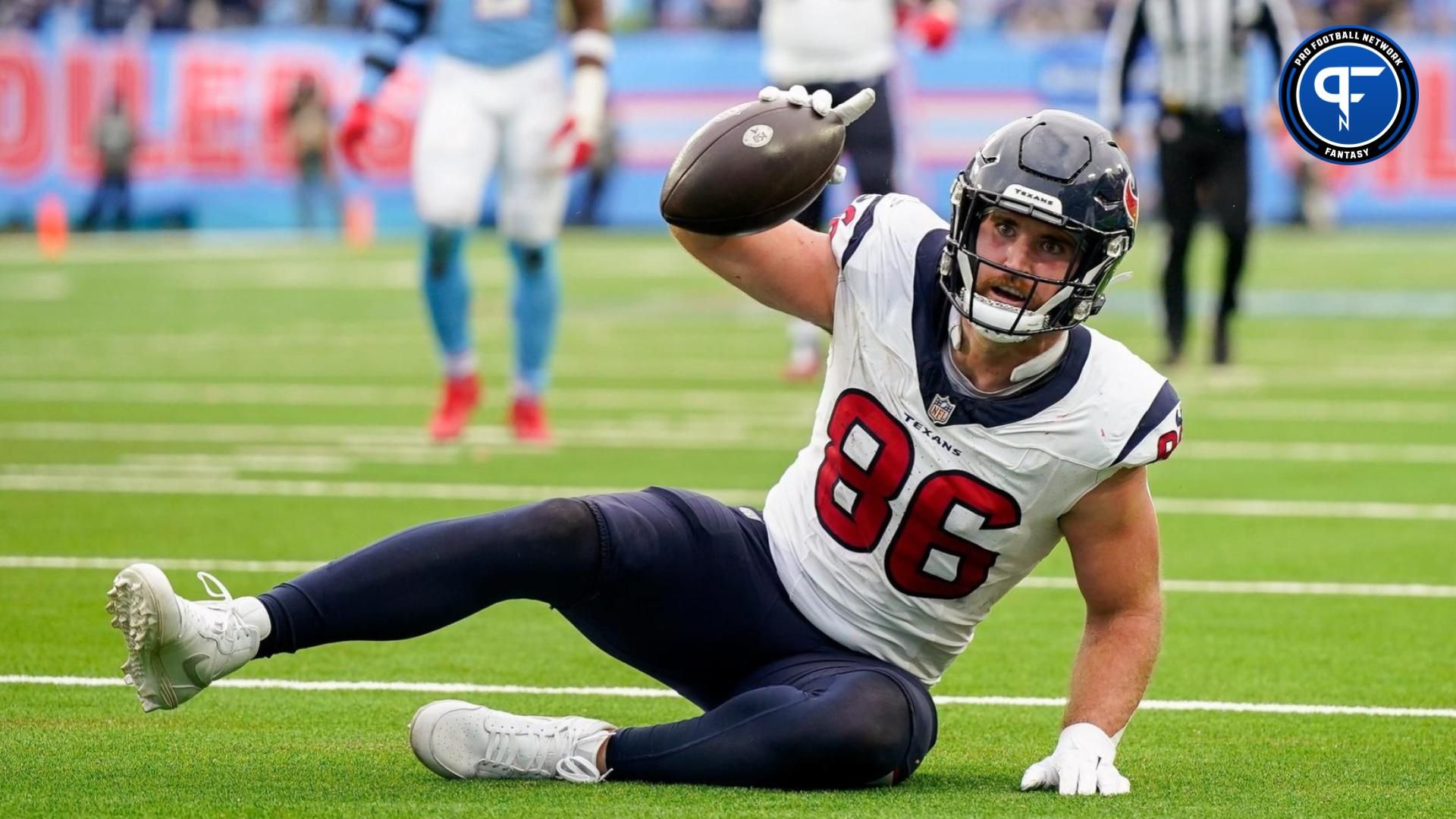 Houston Texans tight end Dalton Schultz (86) celebrates receiving a pass against the Tennessee Titans during the fourth quarter at Nissan Stadium in Nashville, Tenn., Sunday, Dec. 17, 2023.
