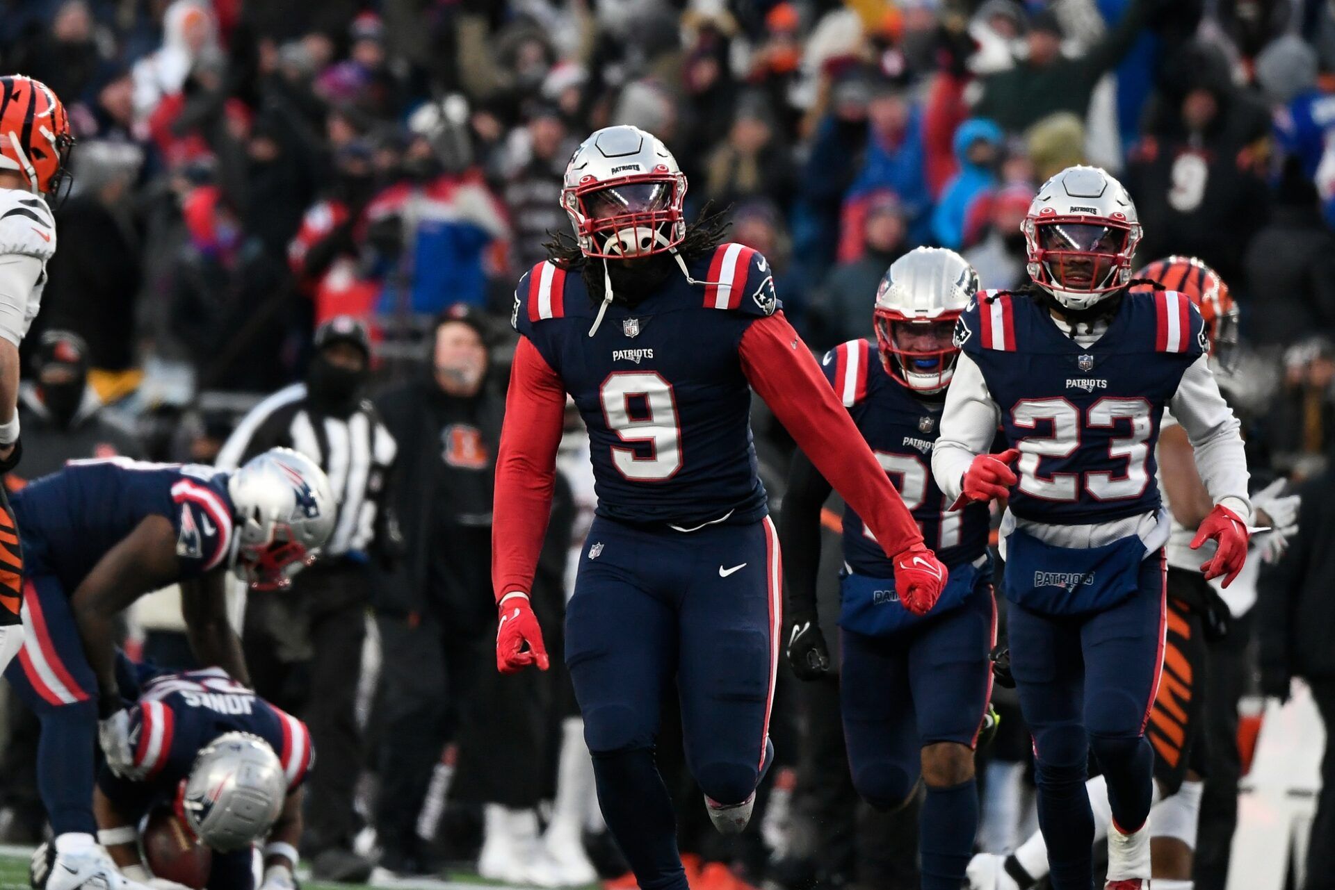 New England Patriots linebacker Matthew Judon (9) reacts to his forced turnover during the second half against the Cincinnati Bengals at Gillette Stadium.