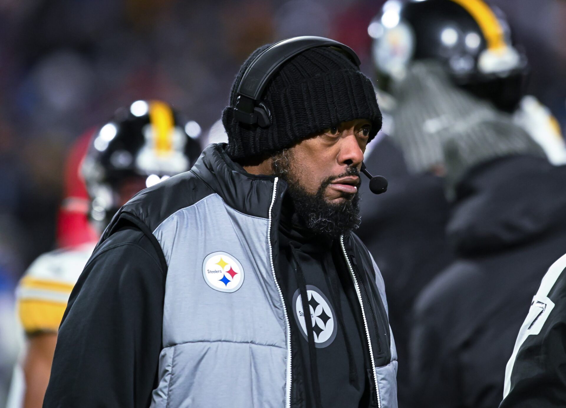 Pittsburgh Steelers head coach Mike Tomlin looks on from the sidelines.