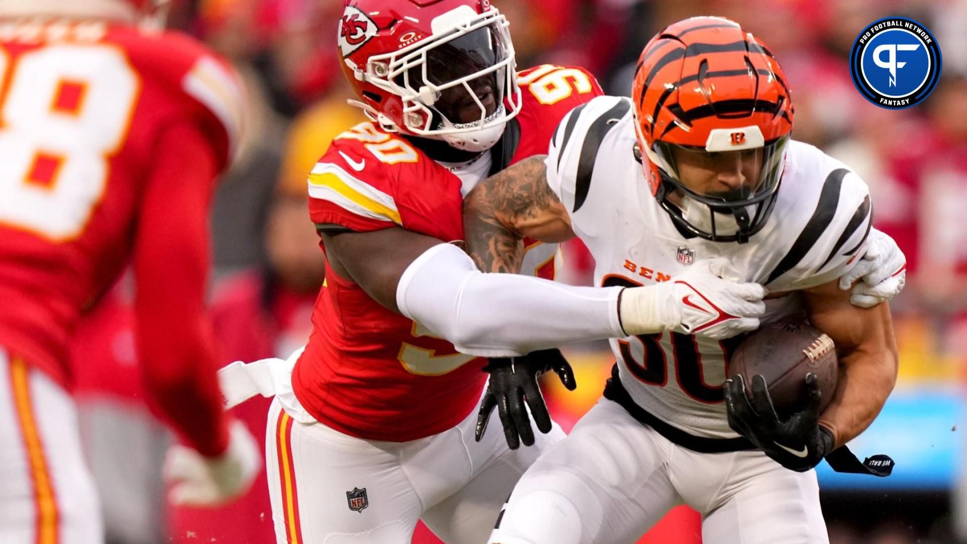 Cincinnati Bengals RB Chase Brown (30) runs the ball against the Kansas City Chiefs.