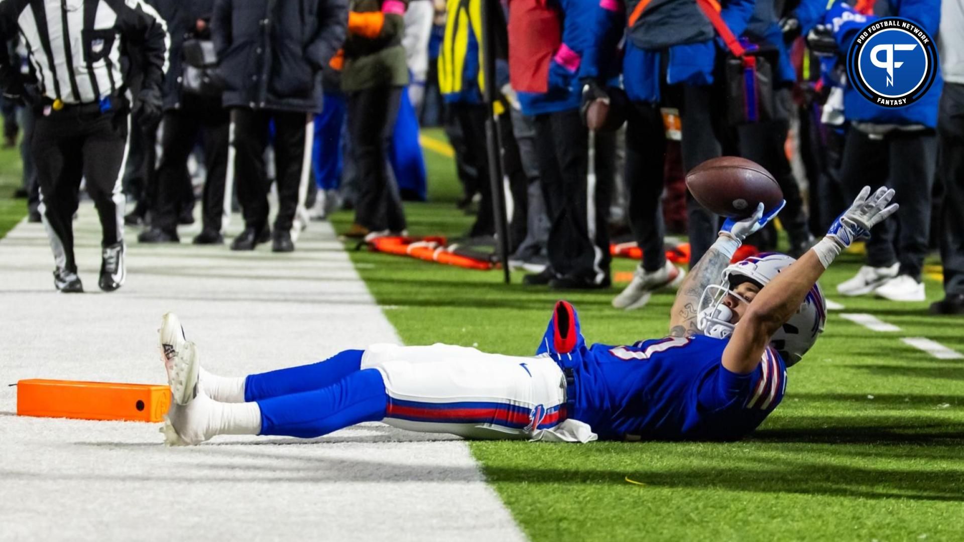 Buffalo Bills wide receiver Khalil Shakir (10) celebrates after catching a touchdown pass against the Kansas City Chiefs during the second half for the 2024 AFC divisional round game at Highmark Stadium.