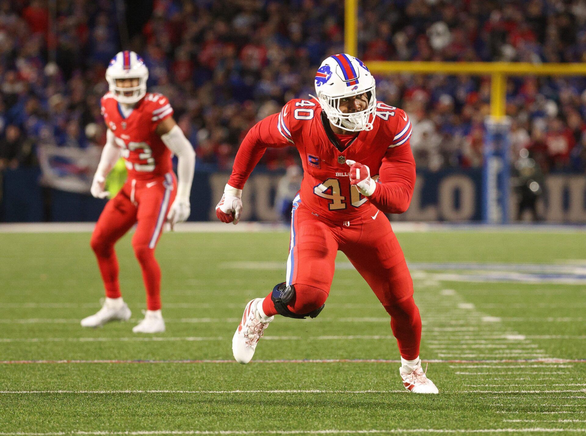 Buffalo Bills linebacker Von Miller (40) gets off the line against the Giants. Miller is an NFL player who could use a change of scenery after a poor 2023.