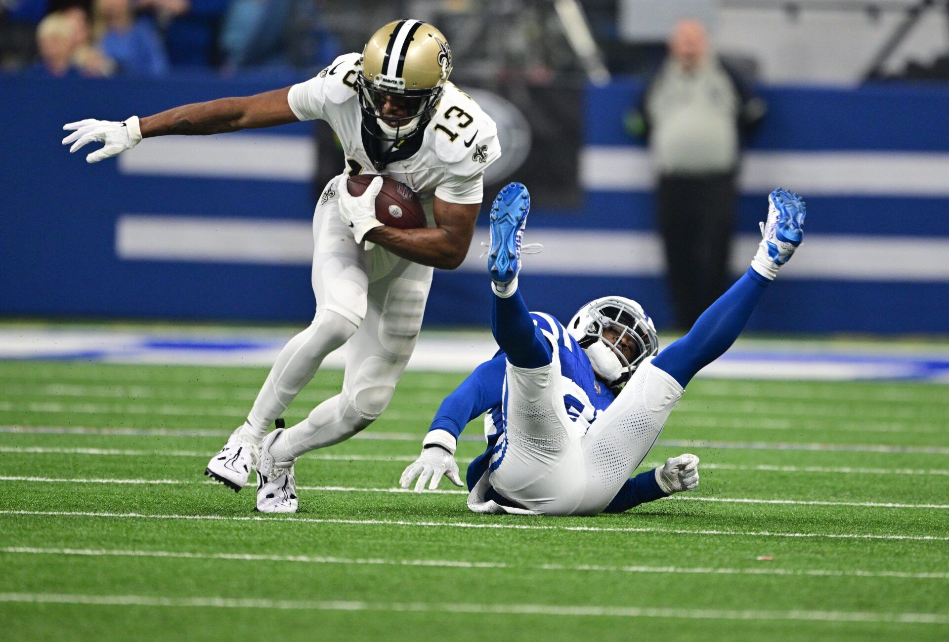 Former New Orleans Saints WR Michael Thomas (13) remains one of the top NFL free agents available on offense.