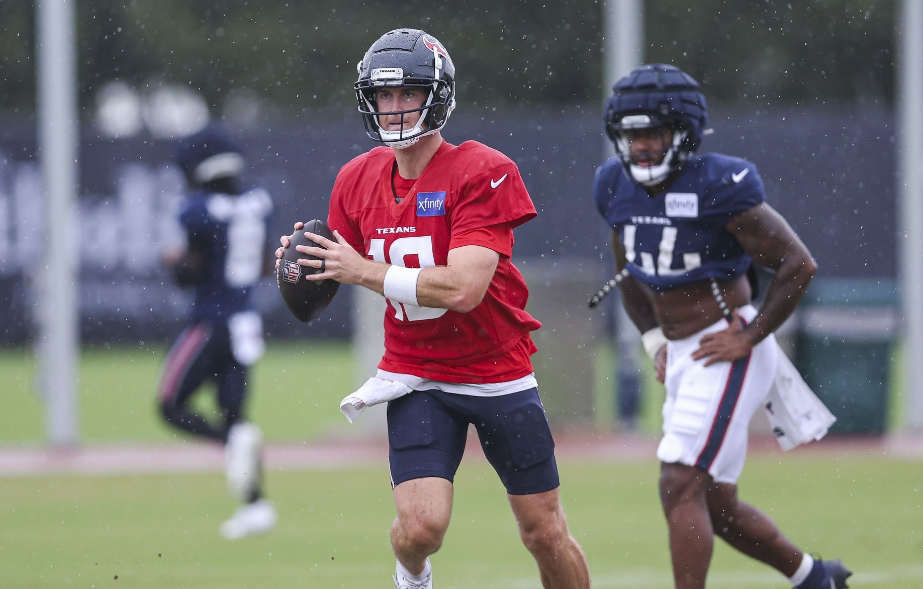 The Houston Texans and Chicago Bears will square off in the 2024 Hall of Fame Game -- what are the betting previews and picks?