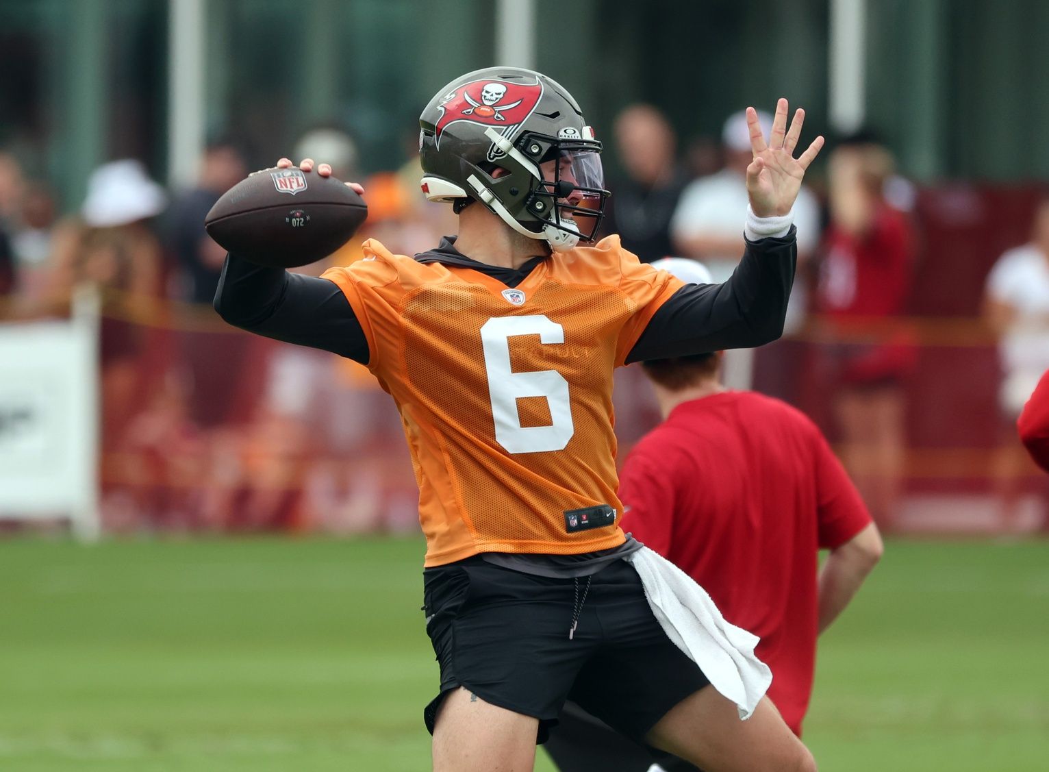 Tampa Bay Buccaneers QB Baker Mayfield (6) throws a pass during training camp.