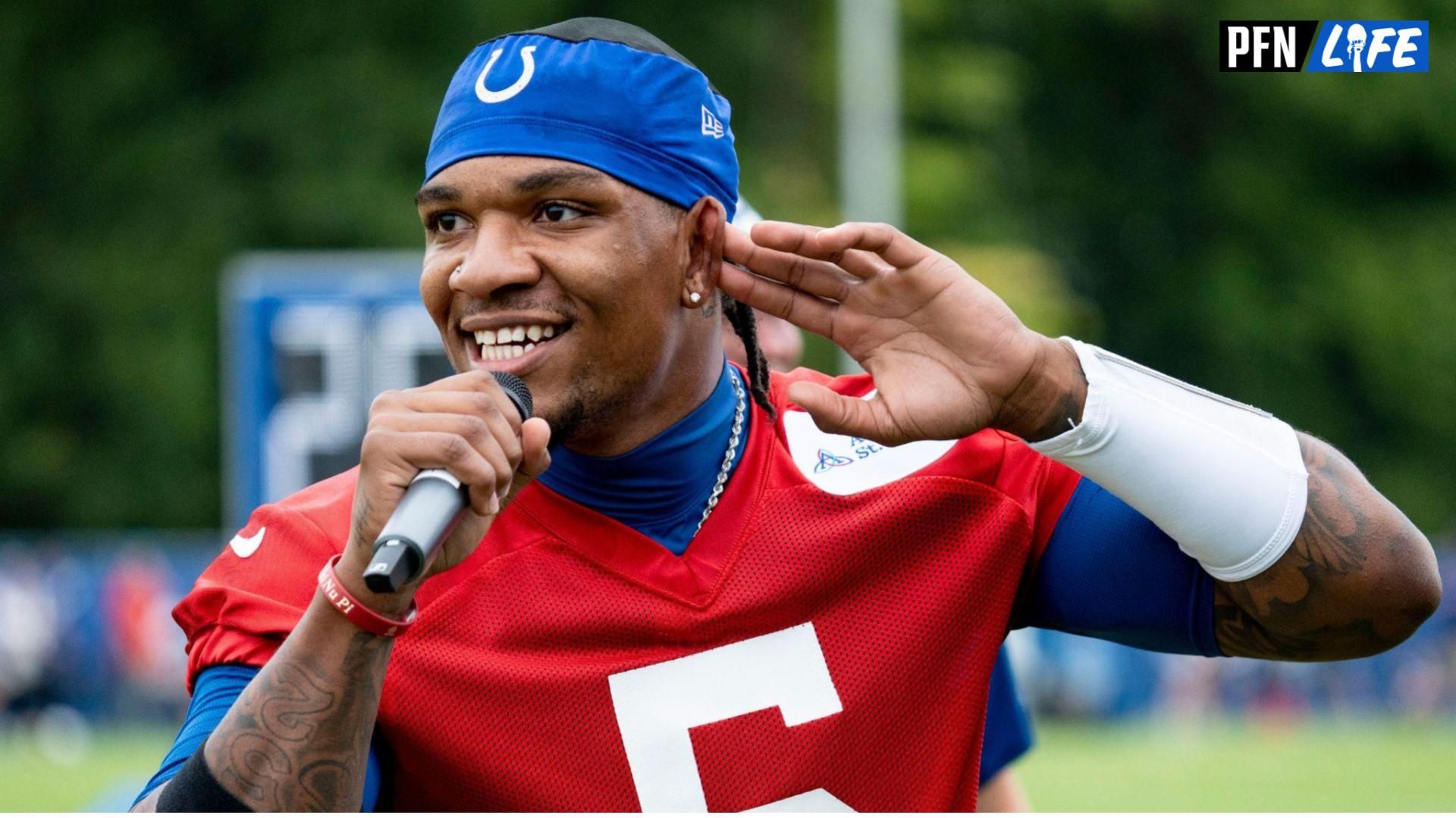 Indianapolis Colts quarterback Anthony Richardson (5) welcomes the crowd Sunday, July 28, 2024, during the Indianapolis Colts’ training camp at Grand Park Sports Complex in Westfield. © Brett Phelps/IndyStar / USA TODAY NETWORK