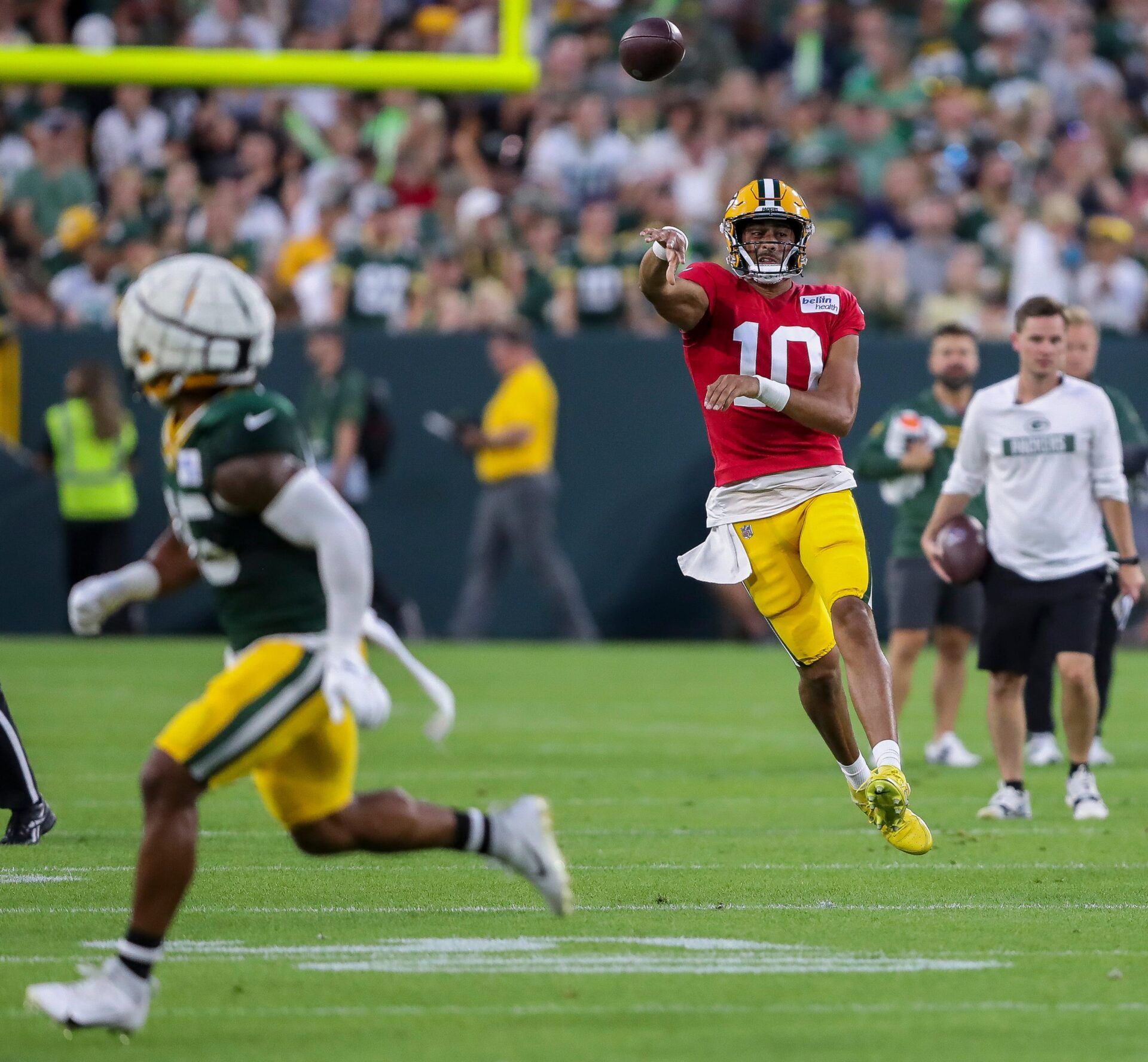 Green Bay Packers quarterback Jordan Love (10) passes the ball during Family Night on Saturday, August 3, 2024, at Lambeau Field in Green Bay, Wis. Tork Mason/USA TODAY NETWORK-Wisconsin