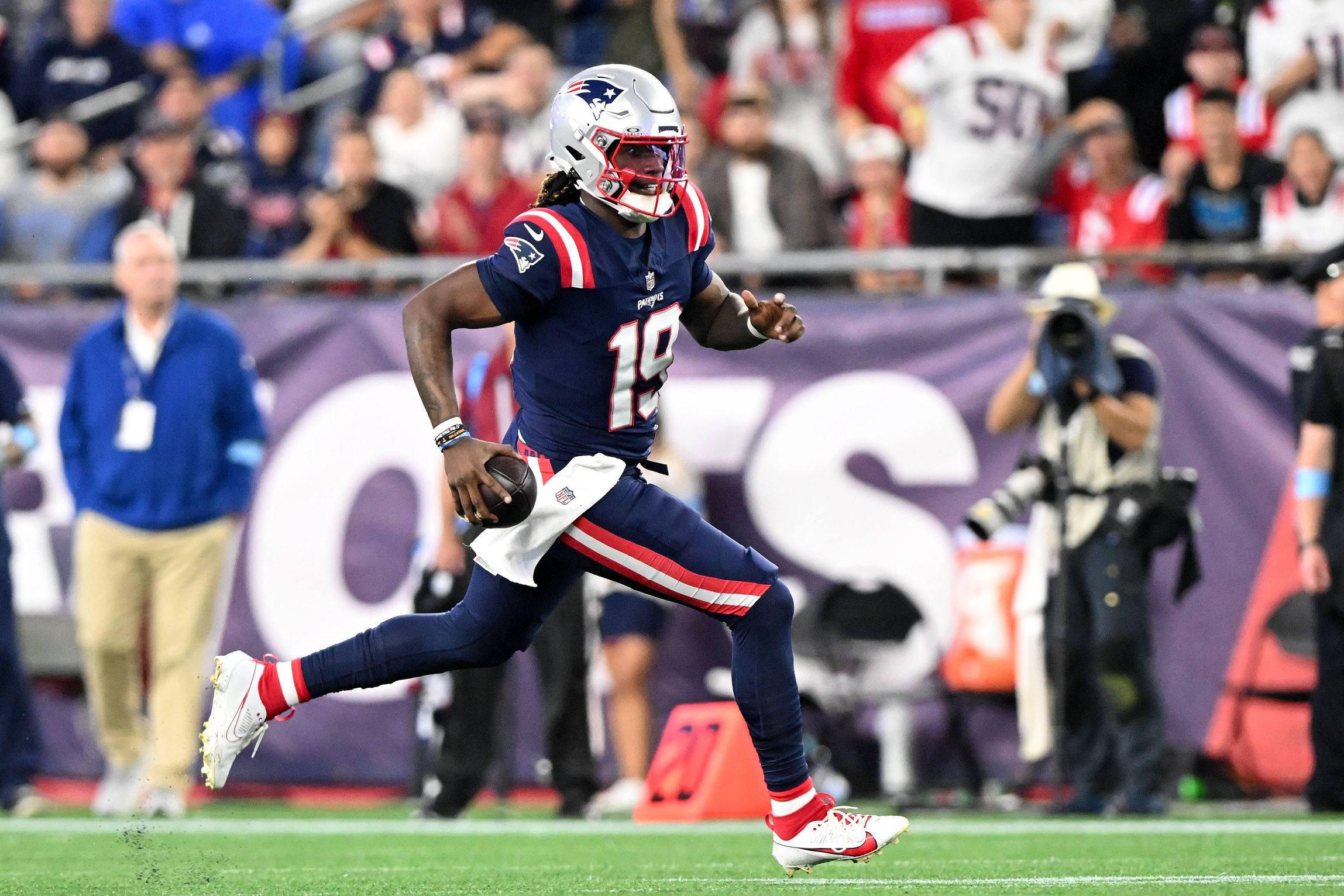 NFL World Reacts to Joe Milton’s Electric Performance Against Panthers 