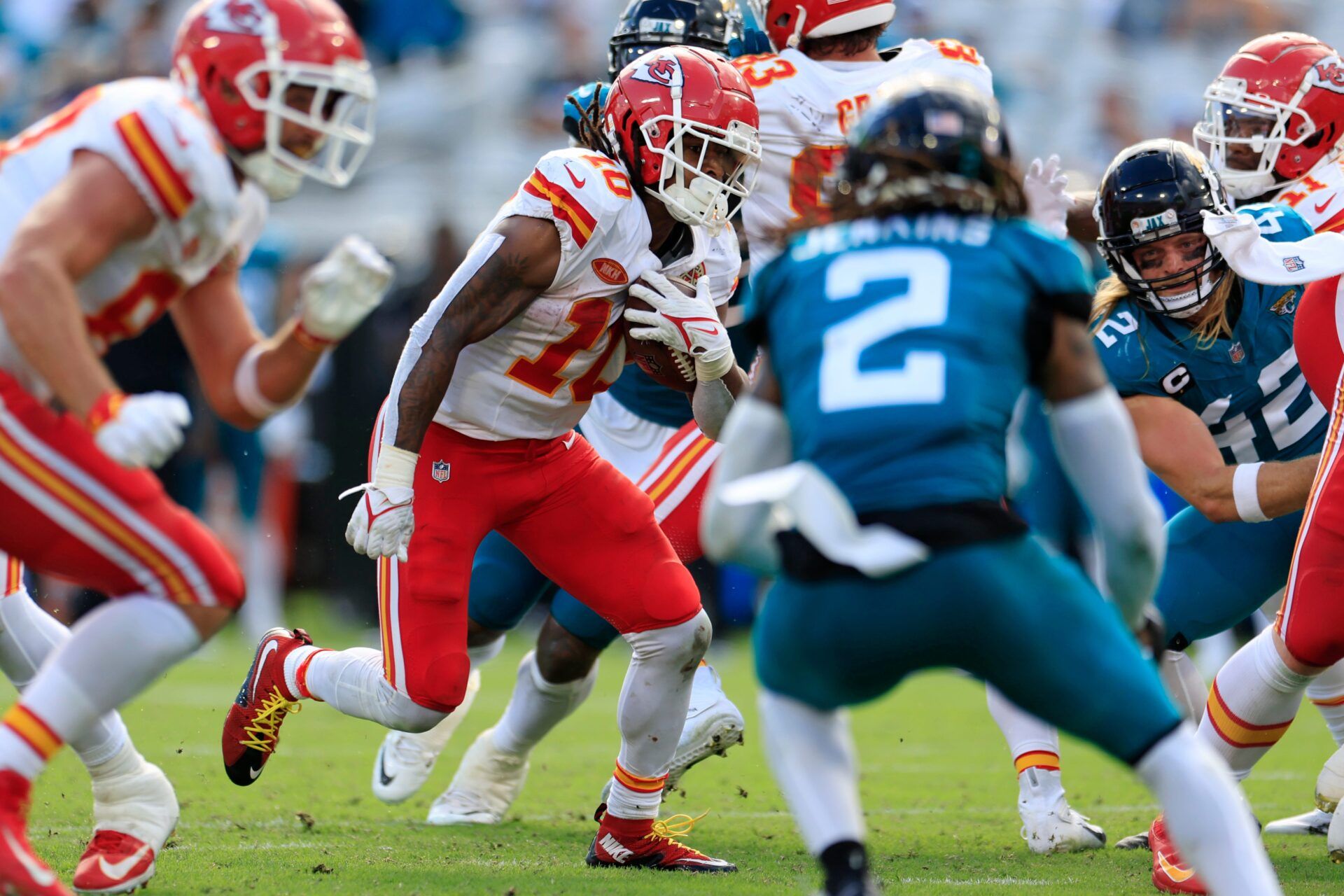 Who are the announcers calling the Kansas City Chiefs and Jacksonville Jaguars preseason matchup tonight? Here is everything you need to know.