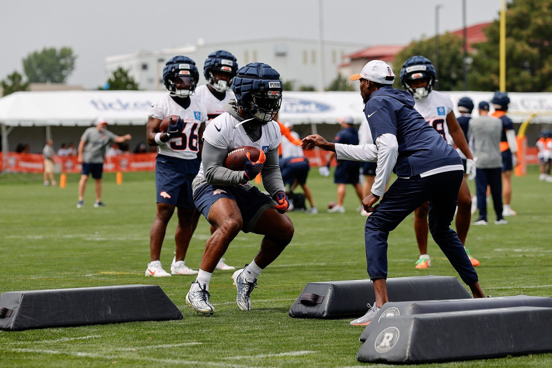 Denver Broncos running back Samaje Perine (25) during training camp at Broncos Park Powered by CommonSpirit. Mandatory Credit: Isaiah J. Downing-USA TODAY Sports