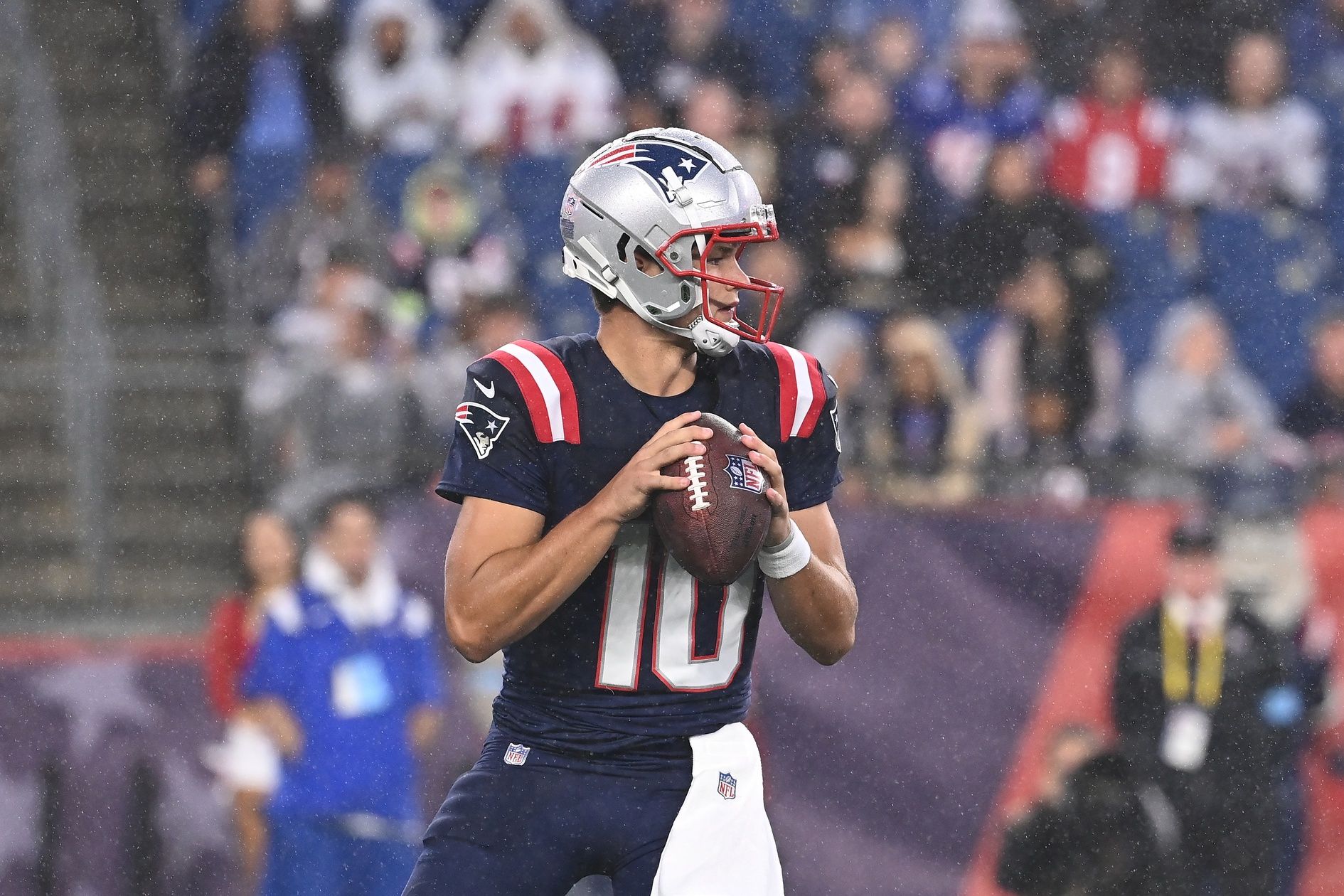 New England Patriots quarterback Drake Maye (10) throws a pass against the Carolina Panthers during the first half at Gillette Stadium. Mandatory Credit: Eric Canha-USA TODAY Sports