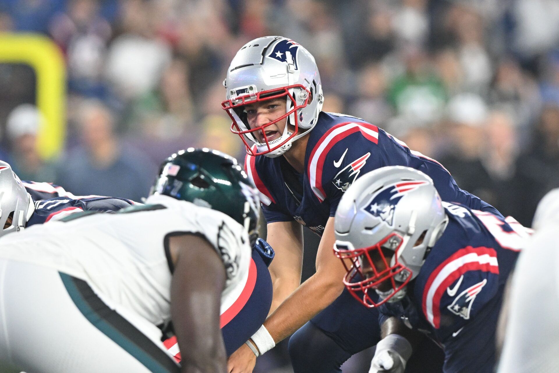 New England Patriots quarterback Drake Maye (10) waits for a snap against the Philadelphia Eagles zduring the first half at Gillette Stadium. Mandatory Credit: Brian Fluharty-USA TODAY Sports