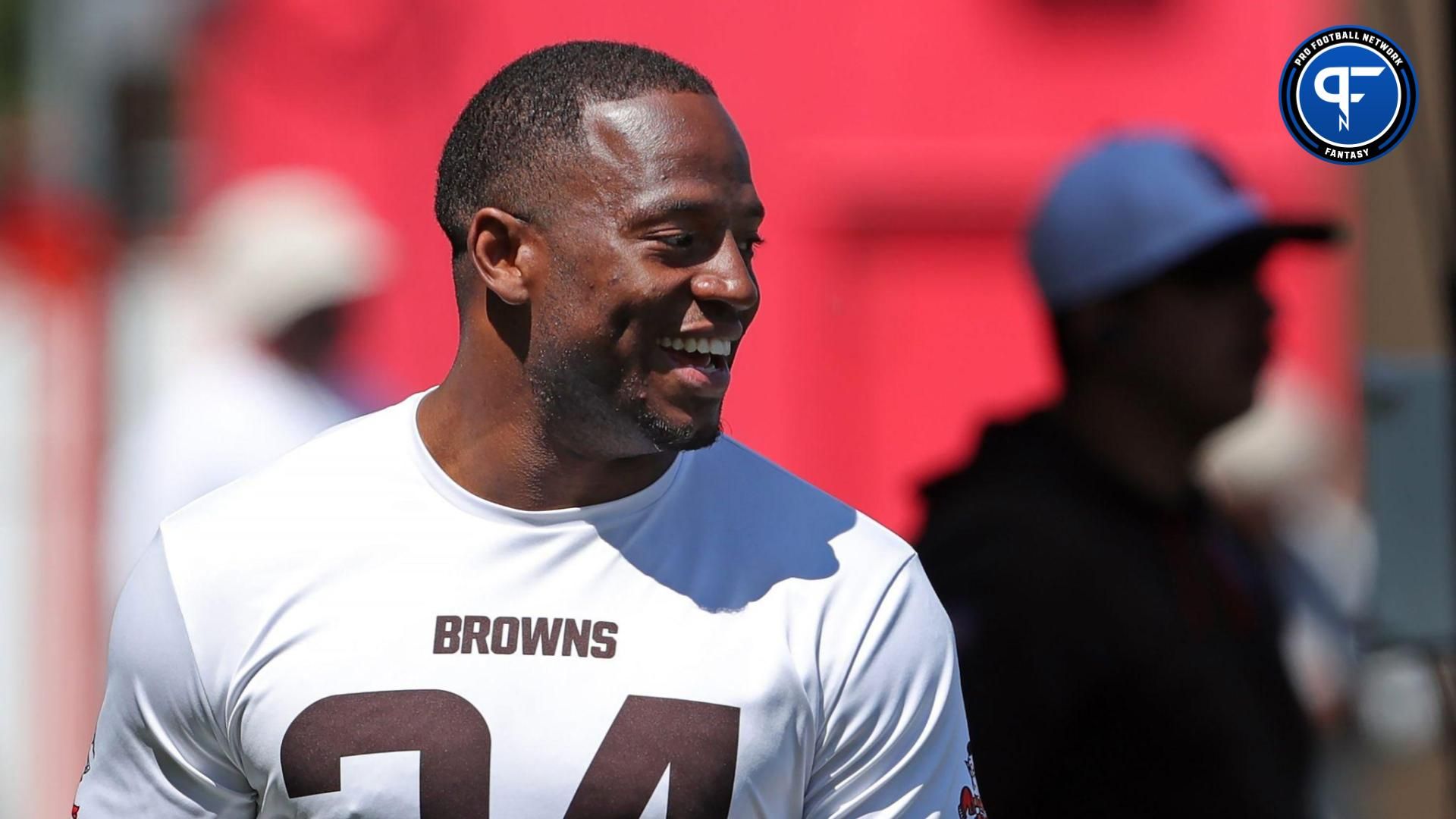 Browns running back Nick Chubb is all smiles on the sideline during minicamp, Tuesday, June 11, 2024, in Berea. © Jeff Lange / USA TODAY NETWORK