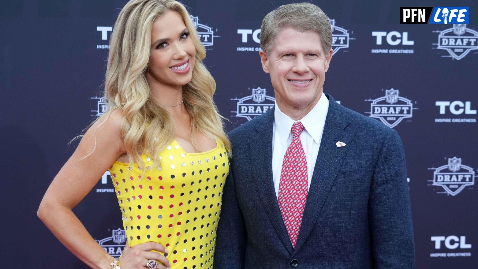 Kansas City Chiefs chairman Clark Hunt (right) and daughter Gracie Hunt pose on the red carpet at the National World War I Museum and Memorial.