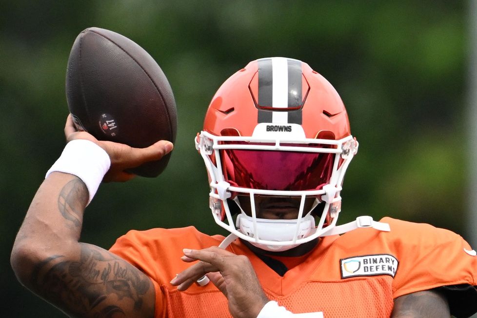 Cleveland Browns quarterback Deshaun Watson (4) passes the ball during practice at the Browns training facility in Berea, Ohio.