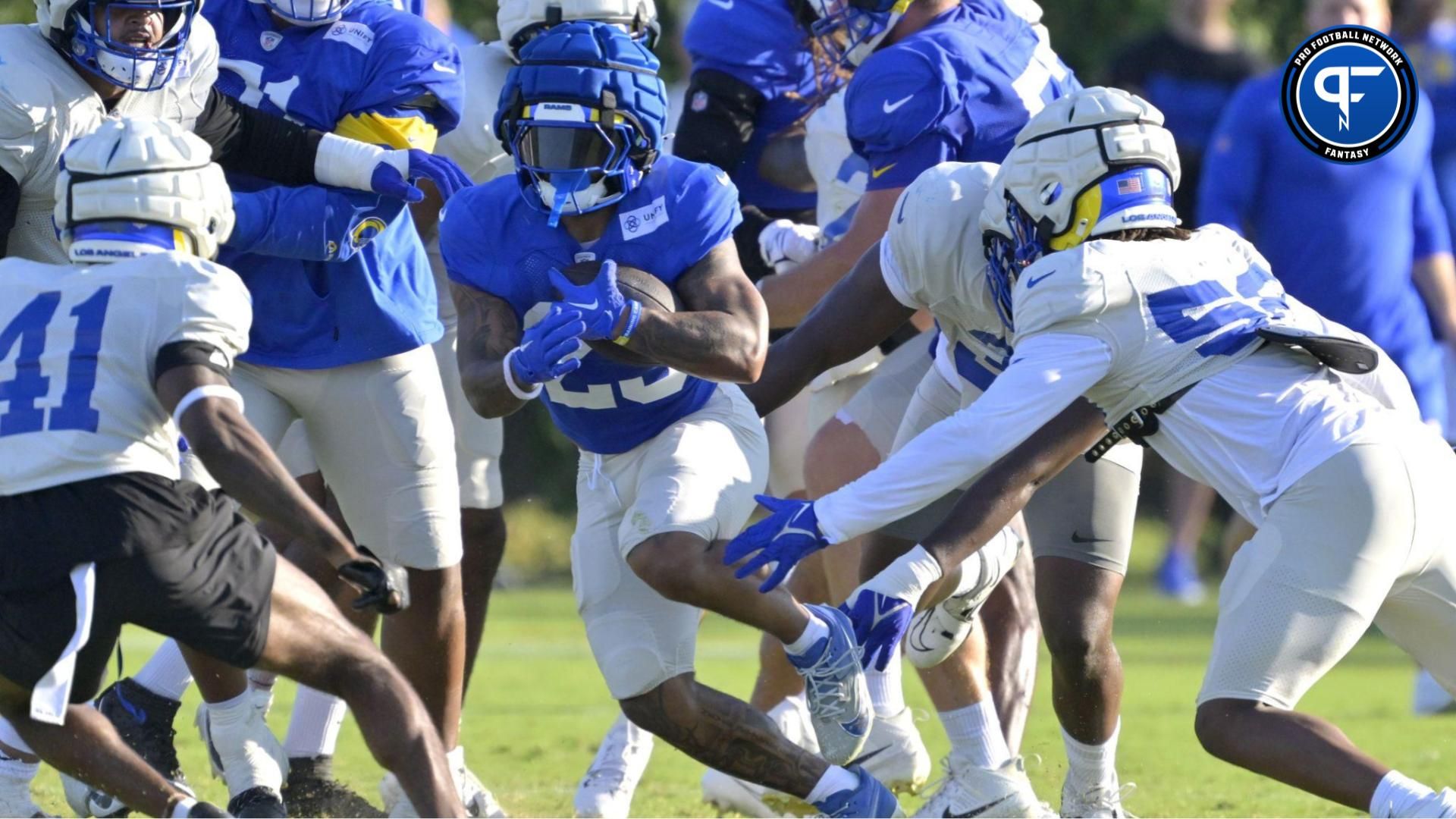 Los Los Angeles Rams running back Blake Corum (22) carries the ball during training camp at Loyola Marymount University. Mandatory Credit: Jayne Kamin-Oncea-USA TODAY Sports