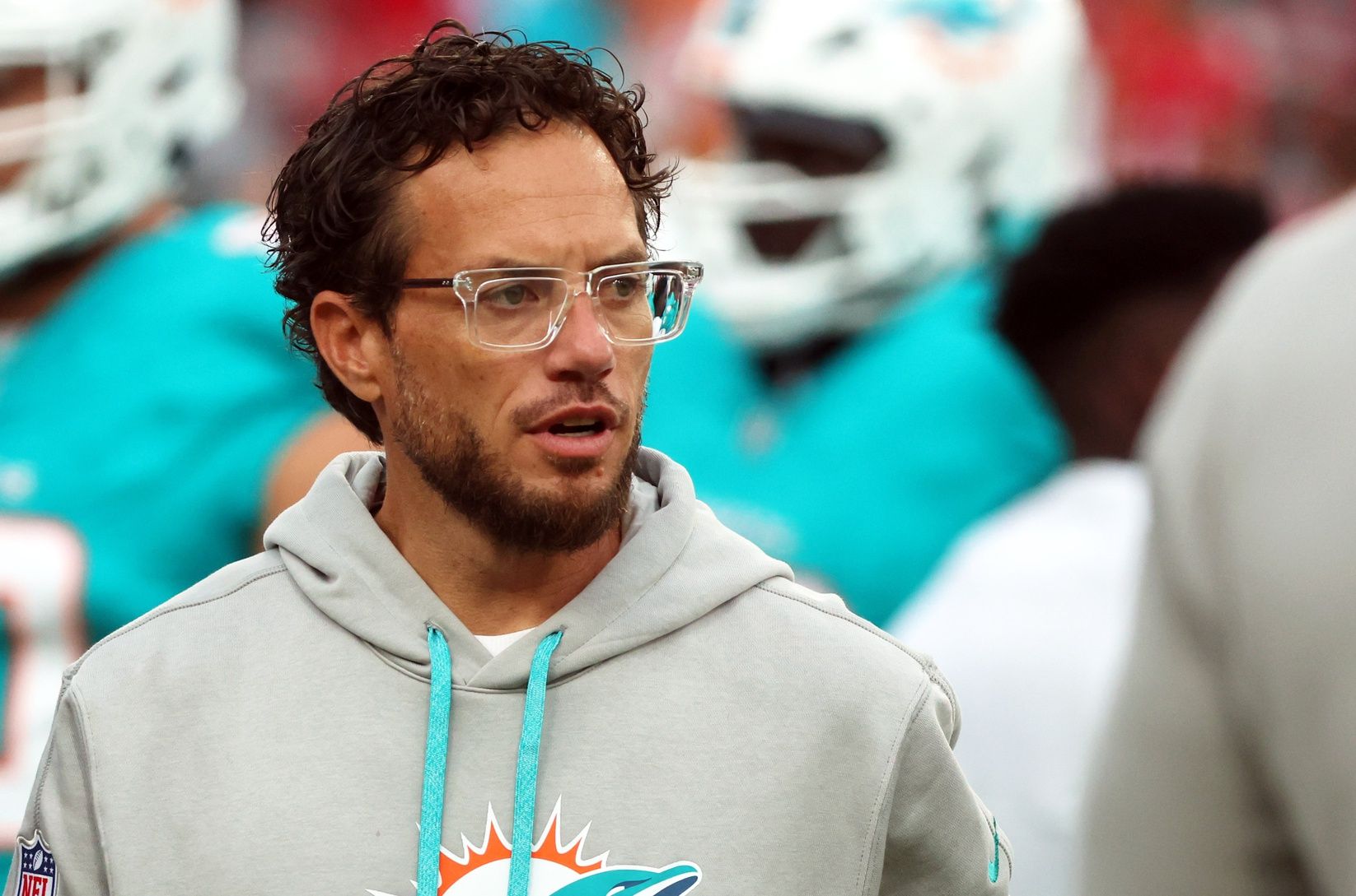 Miami Dolphins head coach Mike McDaniel looks on against the Tampa Bay Buccaneers at Raymond James Stadium. Mandatory Credit: Kim Klement Neitzel-USA TODAY Sports