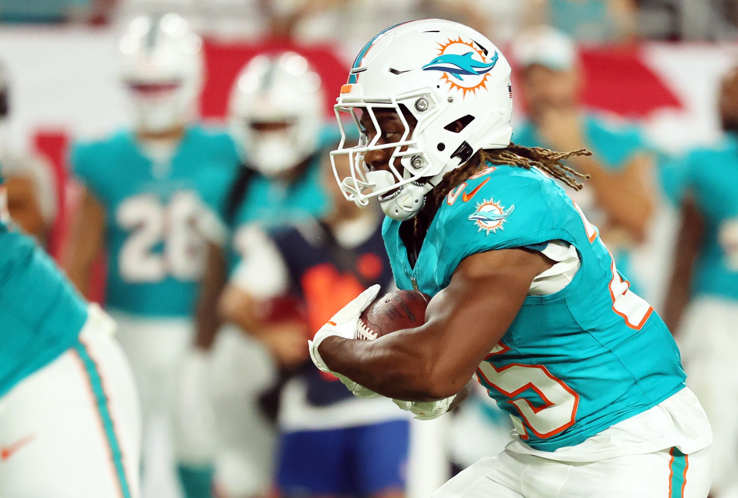 Who Is Dolphins RB Jaylen Wright? Height, Weight, Age, College, 40-Yard