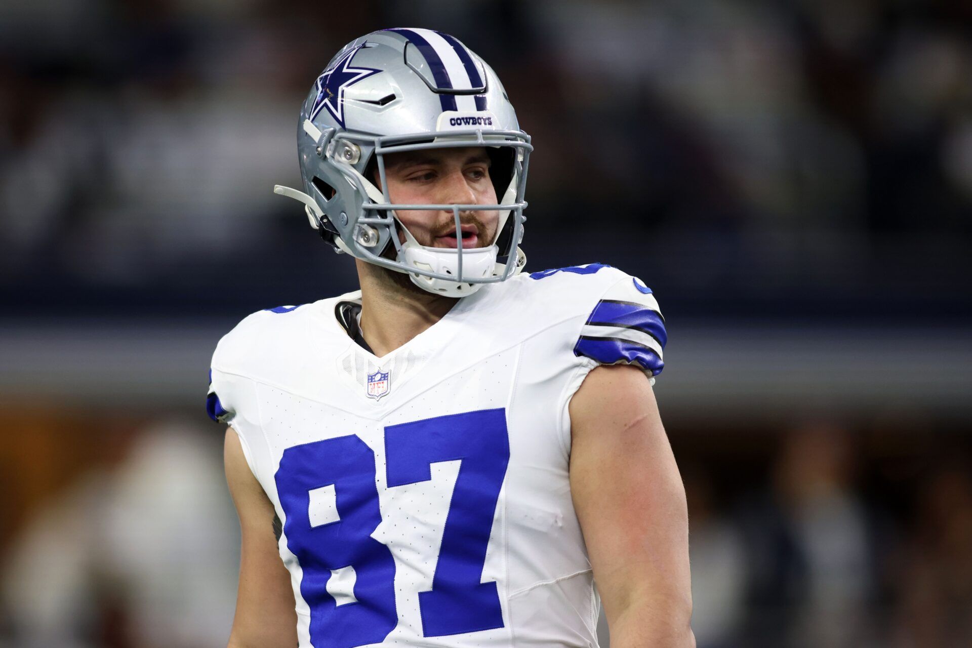 Dallas Cowboys tight end Jake Ferguson (87) practices before the 2024 NFC wild card game against the Green Bay Packers at AT&T Stadium. Mandatory Credit: Tim Heitman-USA TODAY Sports