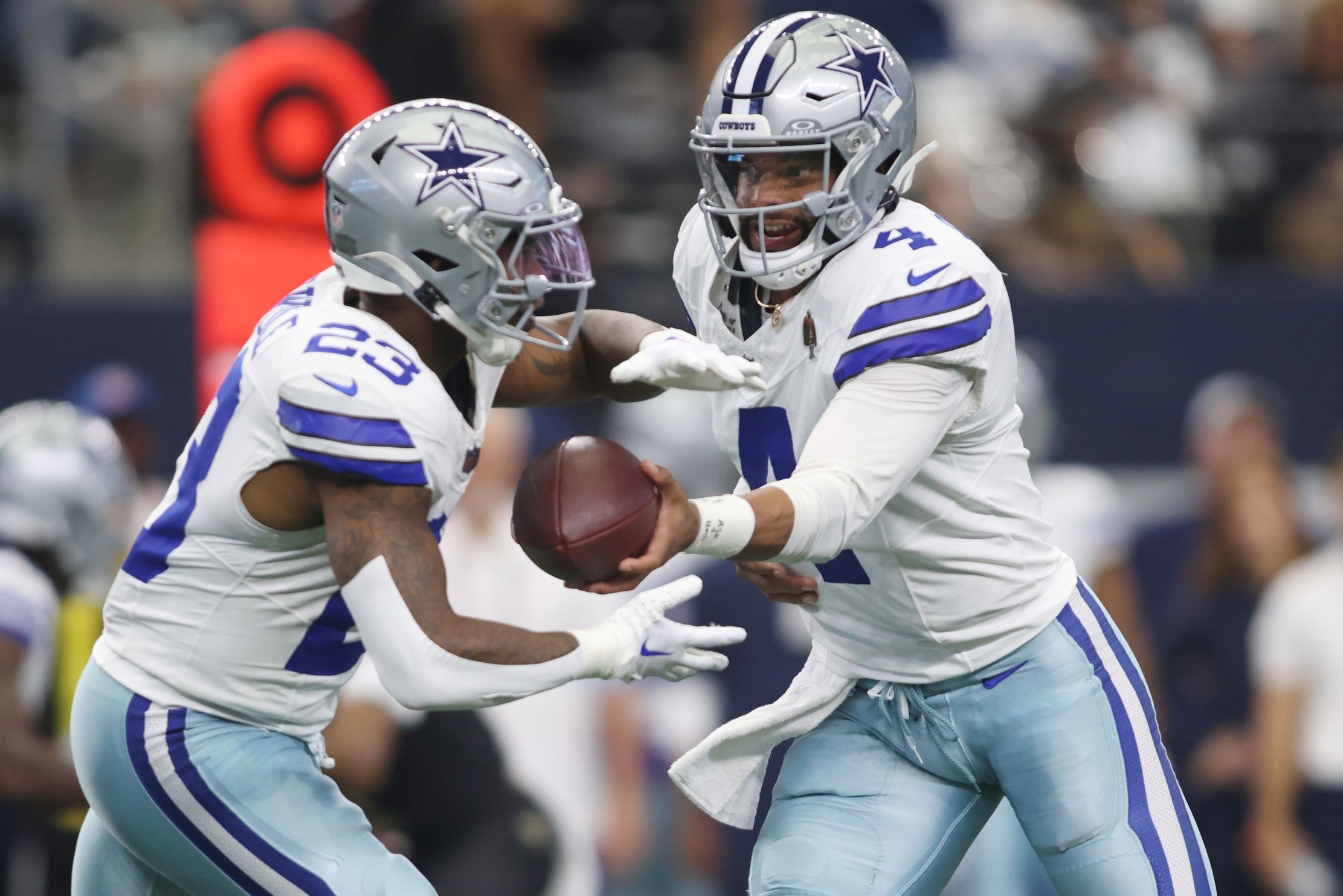 Cowboys-Saints Snap Count Takeaways: Dak Prescott Leaves Early, Ezekiel ...