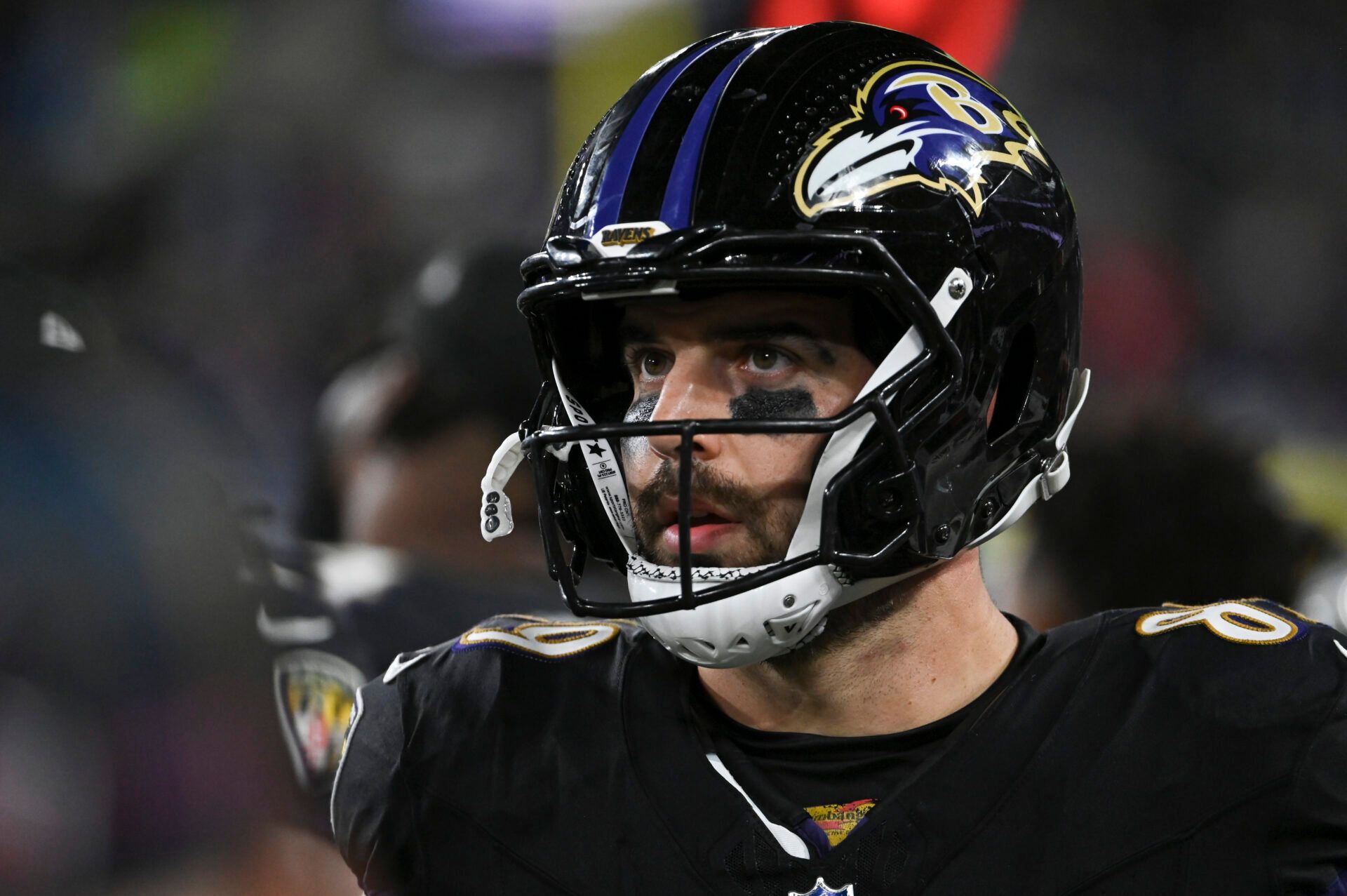 Sep 29, 2024; Baltimore, Maryland, USA; Baltimore Ravens tight end Mark Andrews (89) on the sidelines during the second half against the Buffalo Billsat M&T Bank Stadium. Mandatory Credit: Tommy Gilligan-Imagn Images