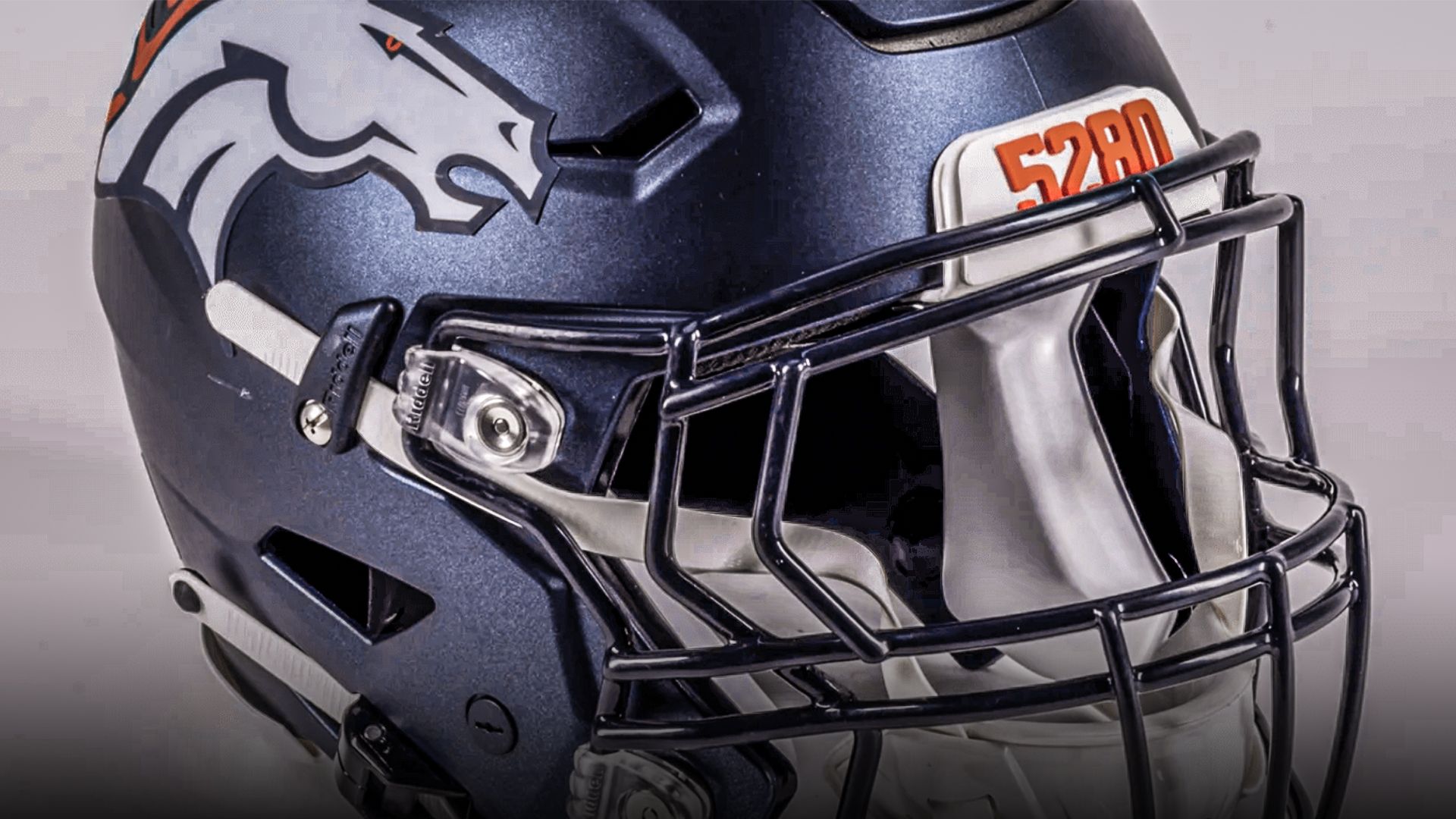 Denver Broncos 5280 Helmet