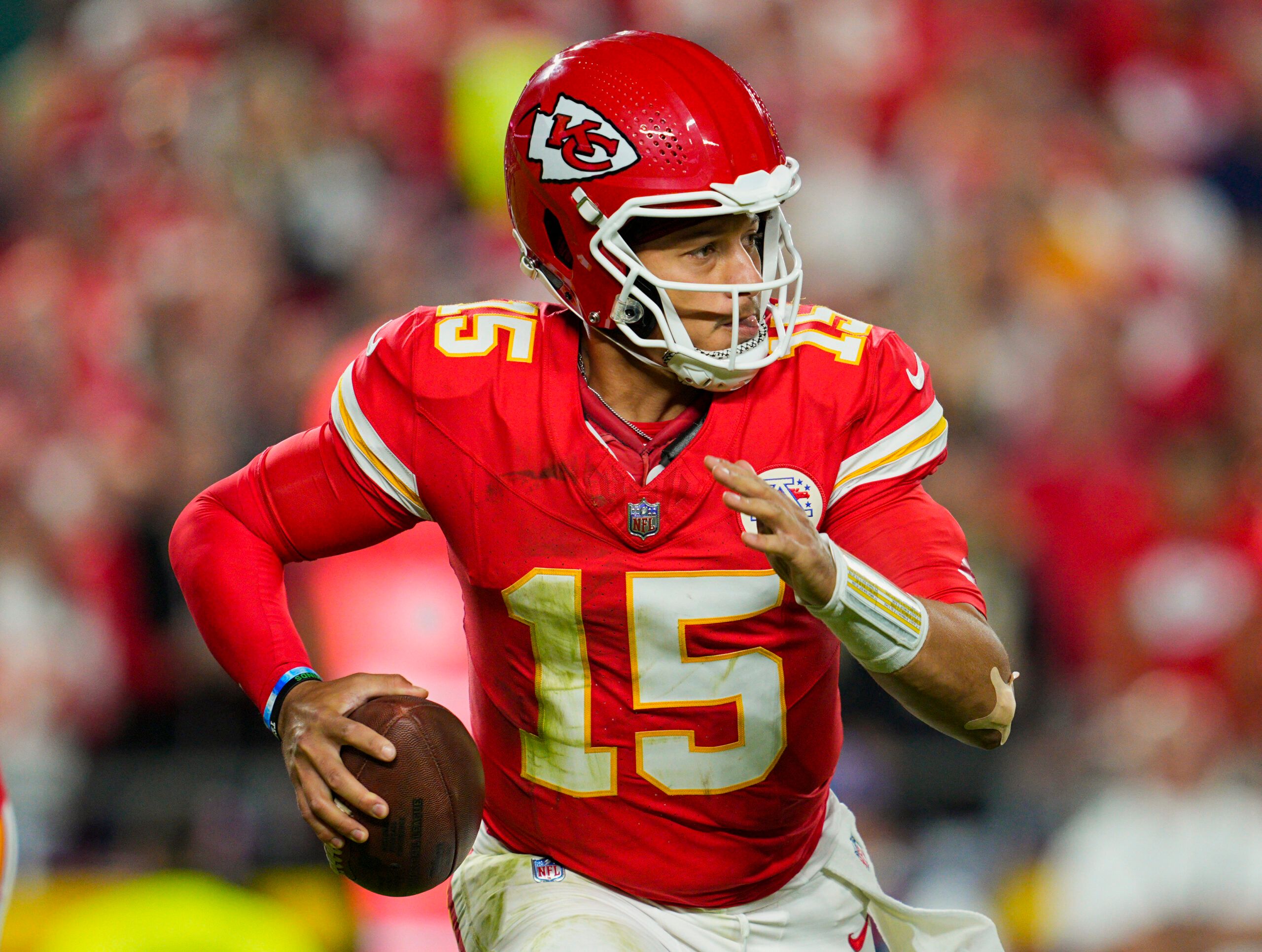 Patrick Mahomes Fantasy Hub: Week 15 Injury Update, Start/Sit Advice, Projections, and More