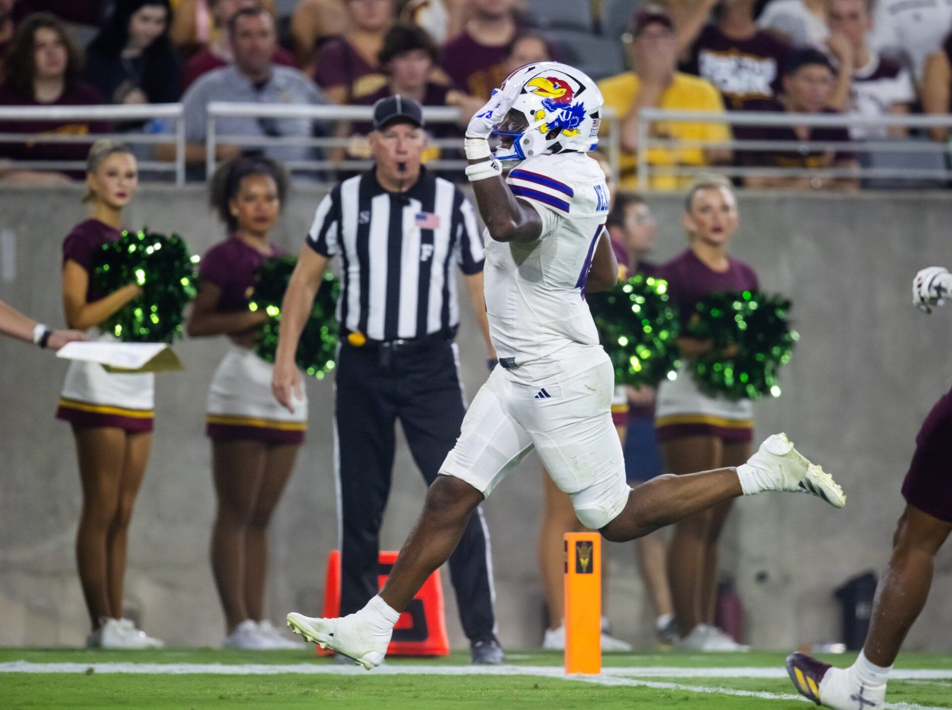 Devin Neal NFL Draft Hub 2025 Mock Draft and Scouting Report