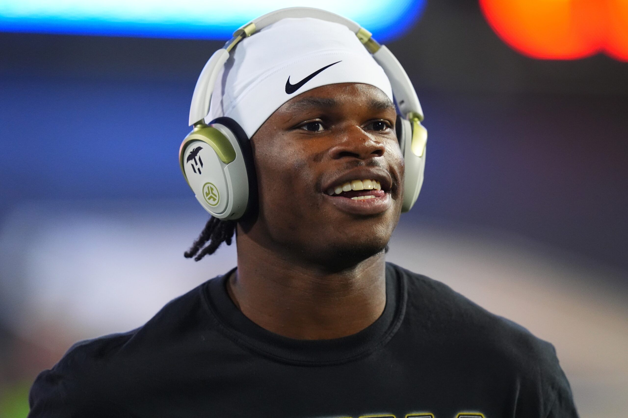 'You Owe Me 10,000' Top 2025 NFL Draft Prospect Travis Hunter Boldly