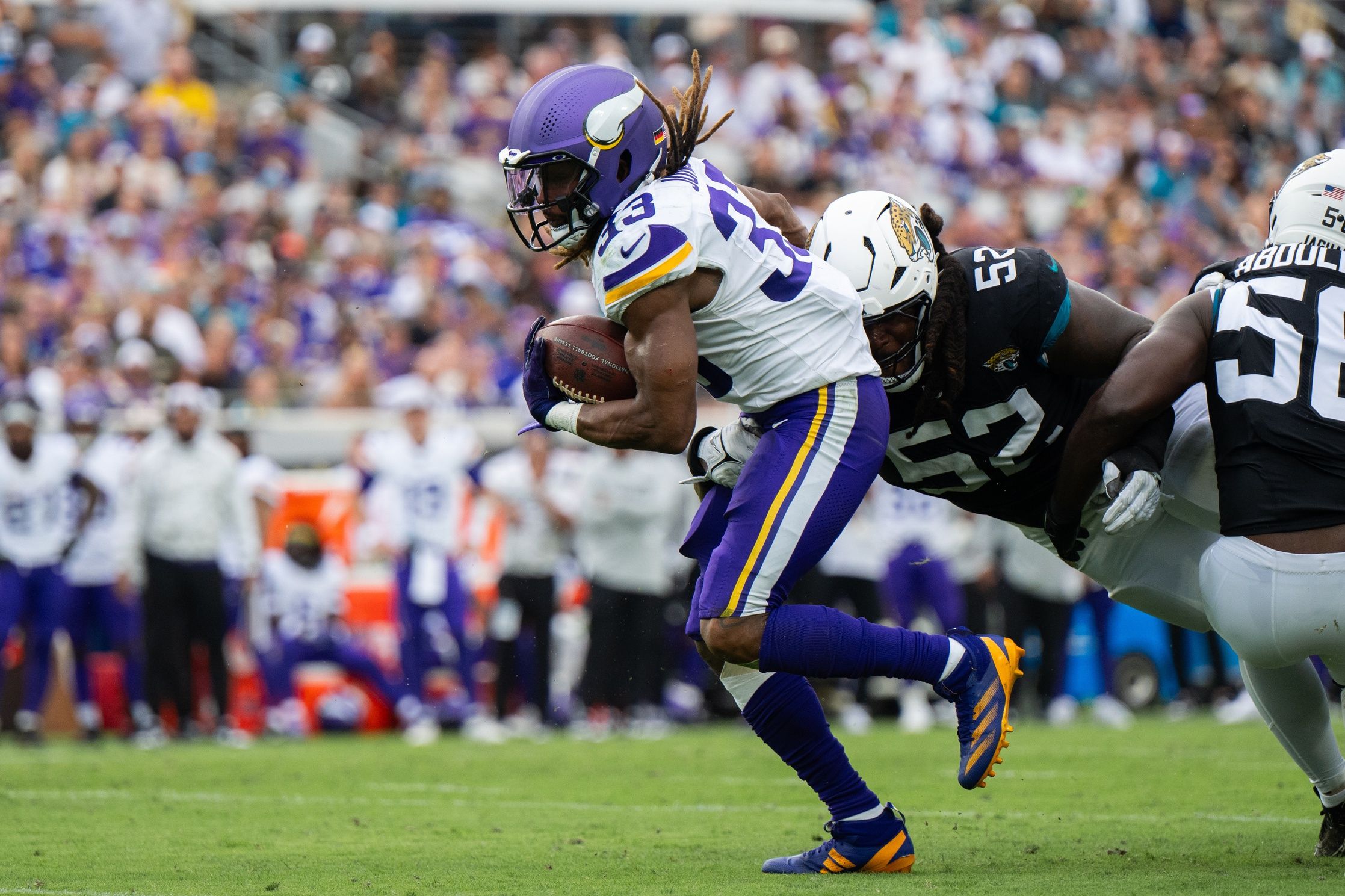 Aaron Jones Injury Update Latest on Vikings RB After Sustaining Chest