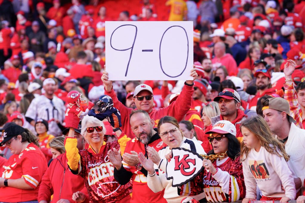 NFL's Undefeated Teams Kansas City Chiefs Are Lone Remaining Unbeaten