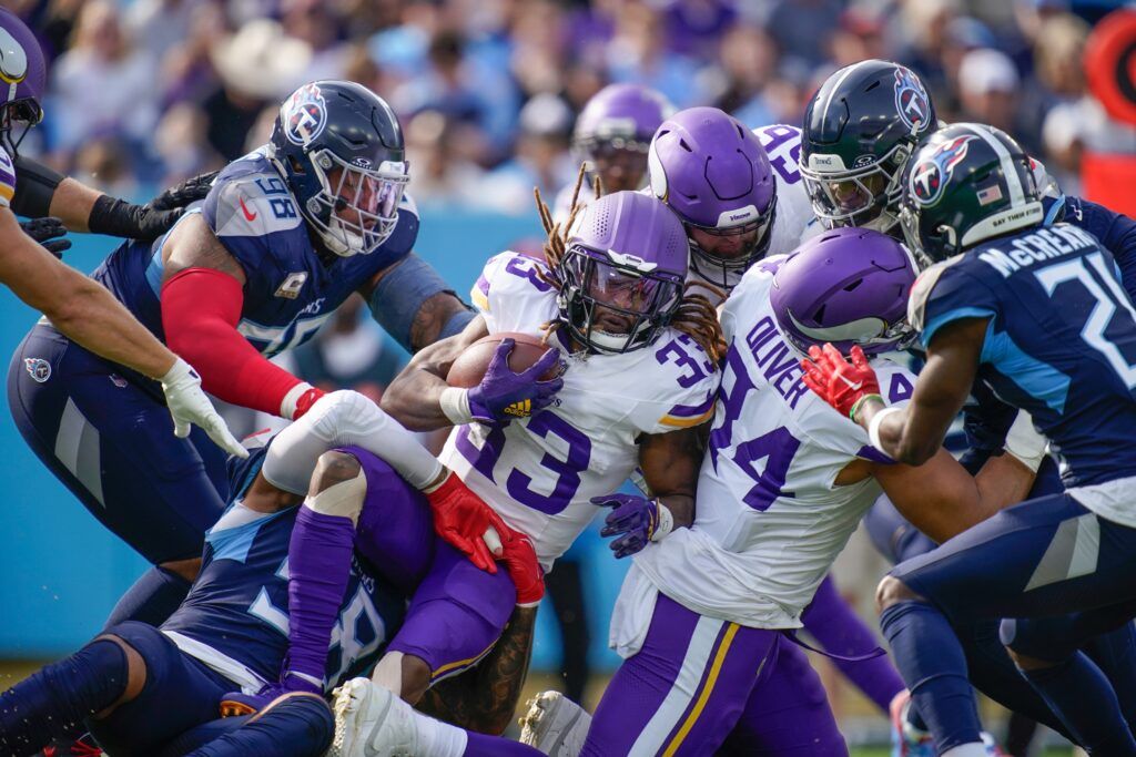 Minnesota Vikings Week 12 Injury Report: Final Game Status for Aaron Jones,  Sam Darnold, and Others