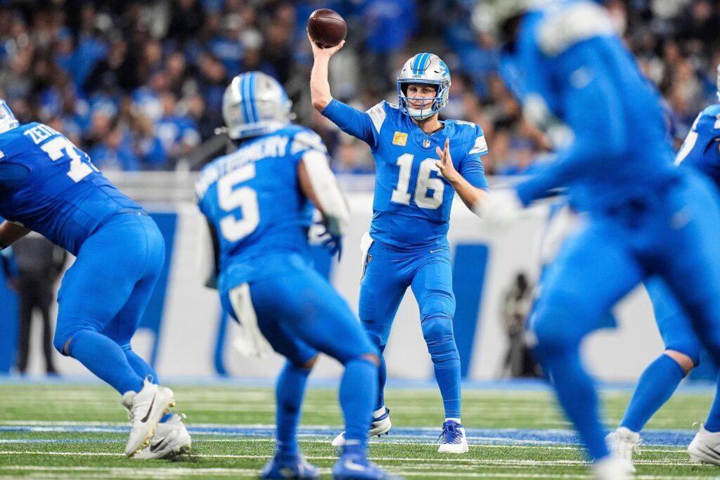 Lions' Playoff Chances in Week 12 Are the Lions In or Out of the
