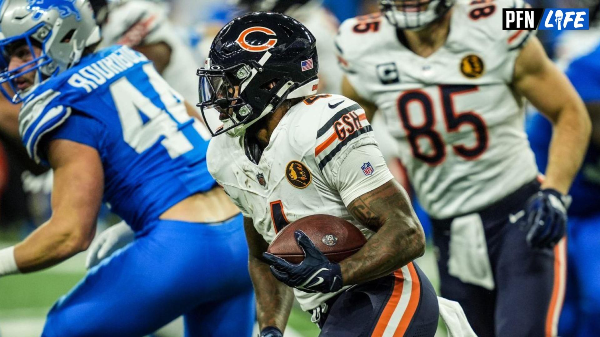 Shaboozey’s halftime show stole the spotlight from the Bears’ offense in a Thanksgiving roast, leaving fans laughing at Chicago's lackluster play.