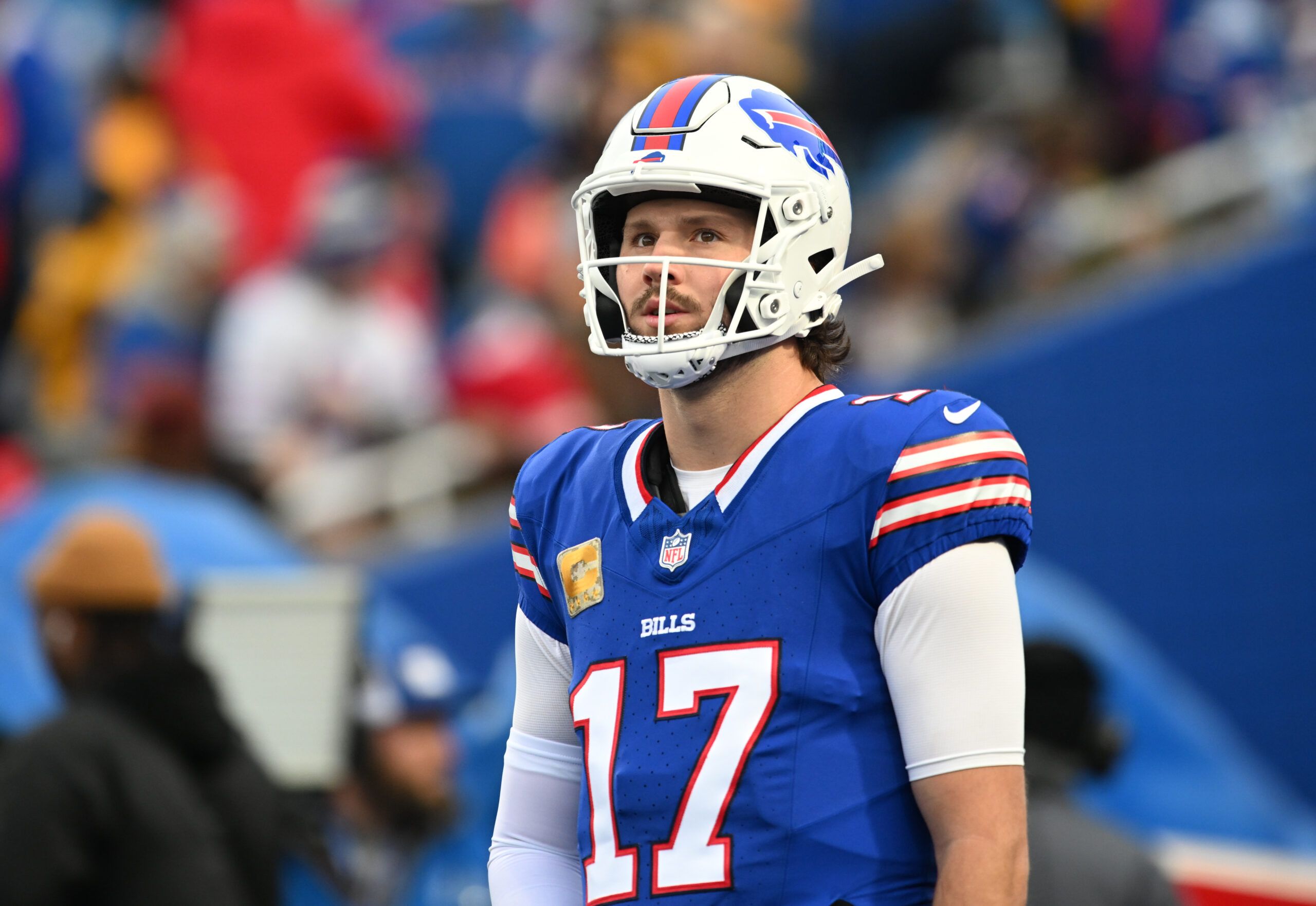 Bills QB Josh Allen Announces Engagement to Hailee Steinfeld: See the  Beautiful Proposal