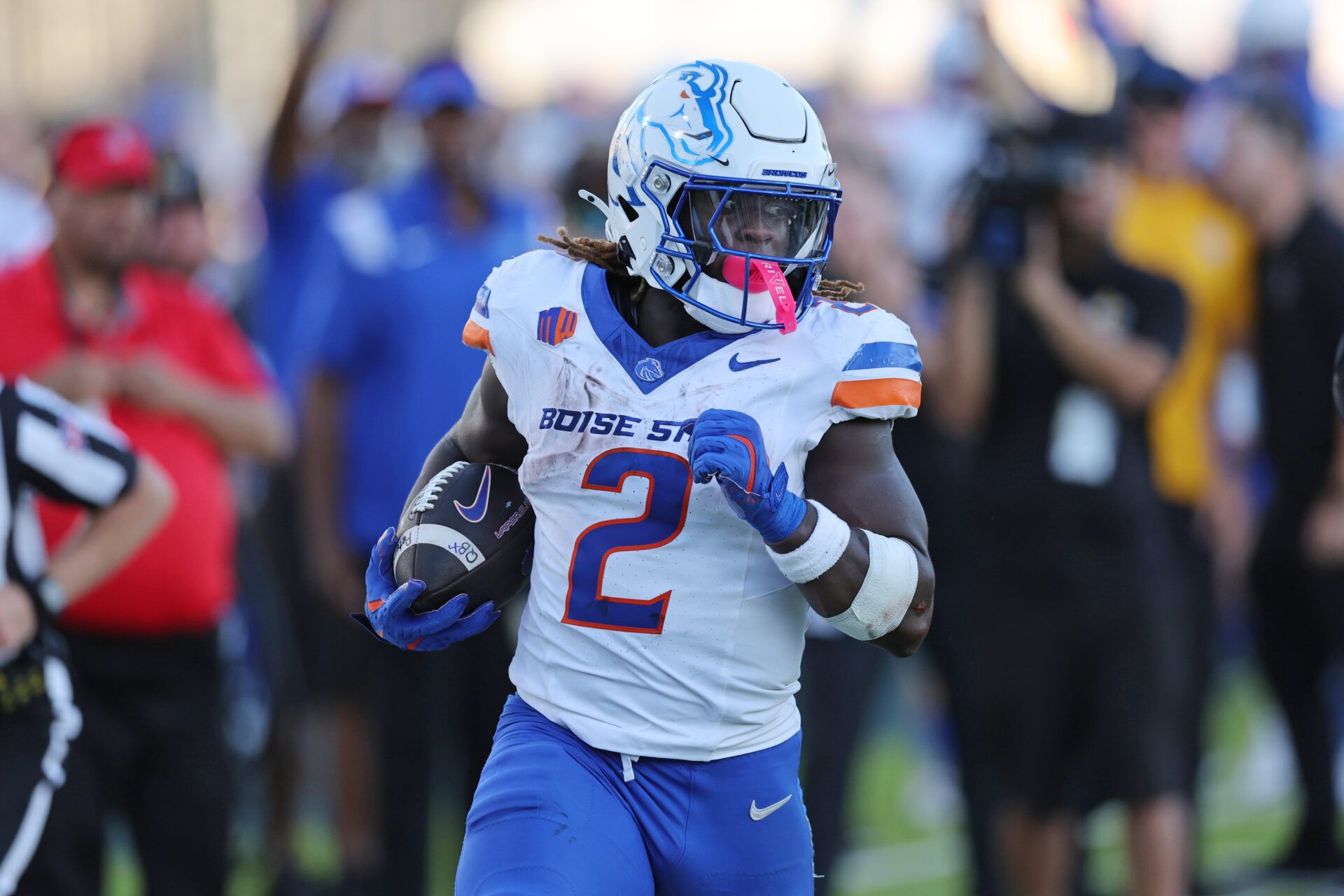 Oct 12, 2024; Honolulu, Hawaii, USA; Boise State Broncos running back Ashton Jeanty (2) cuts through the Hawaii Rainbow Warriors defense for a touchdown during the first quarter at Clarence T.C. Ching Athletics Complex. Mandatory Credit: Marco Garcia-Imagn Images