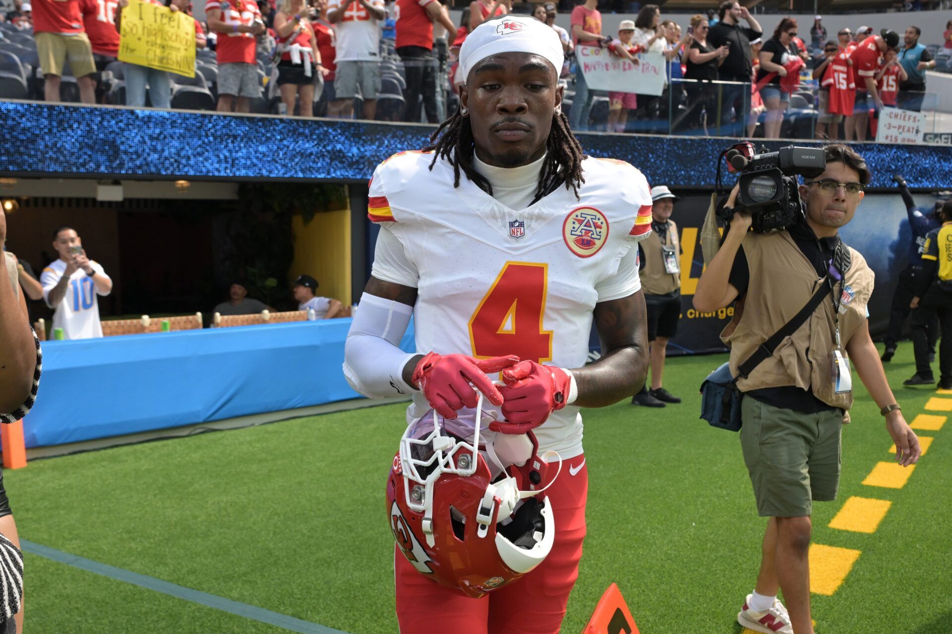 Kansas City Chiefs wide receiver Rashee Rice (4) leaves the field following the game against the Los Angeles Chargers at SoFi Stadium.