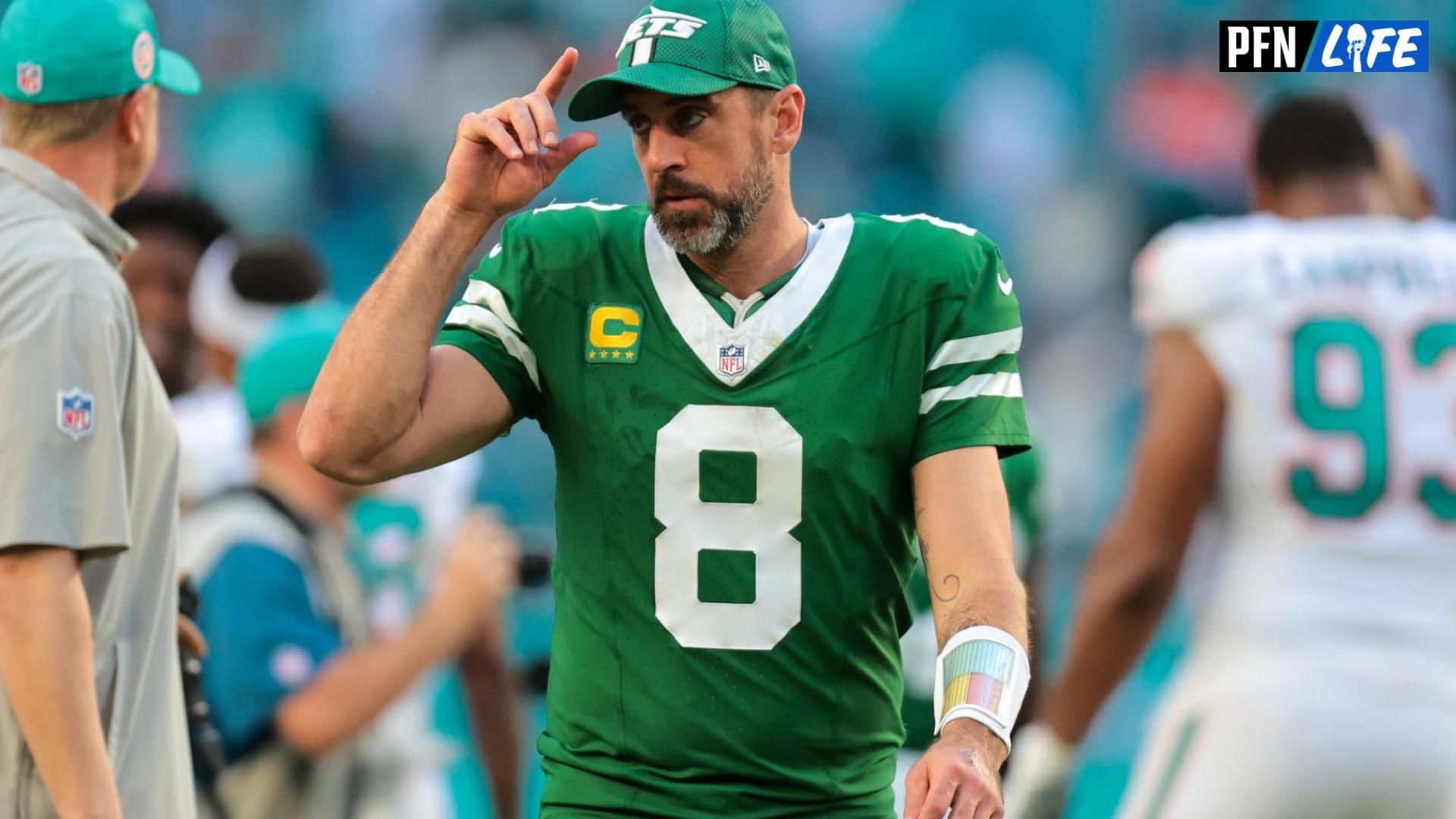 ‘He’s F****** Insane’ – NFL Fans Stunned as Aaron Rodgers Plans To ‘Call Aliens’ While Stating Bizarre UFO Theory