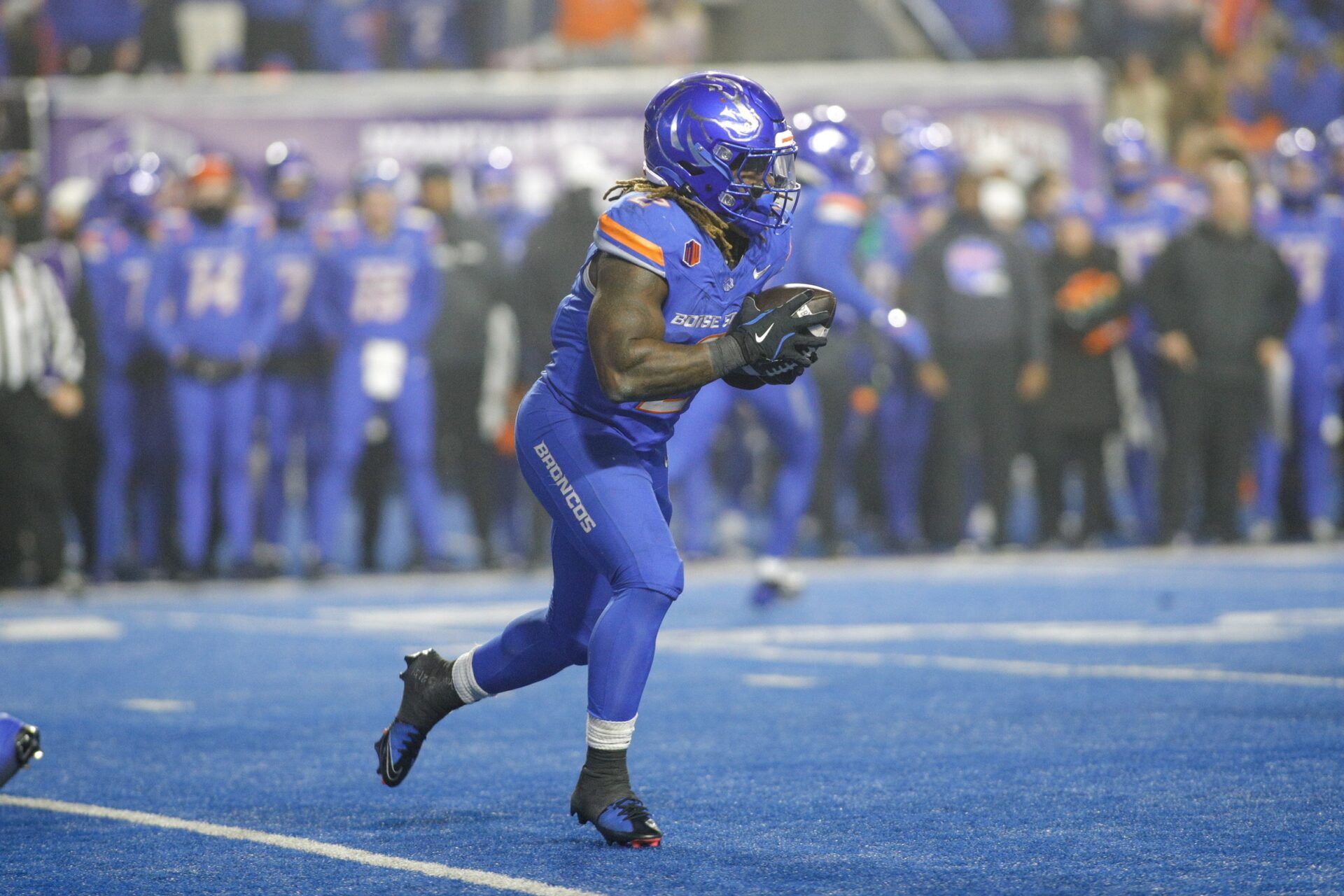 Boise State Broncos running back Ashton Jeanty (2) during the second half against the UNLV Rebels at Albertsons Stadium. Boise State beats UNLV 21-7.