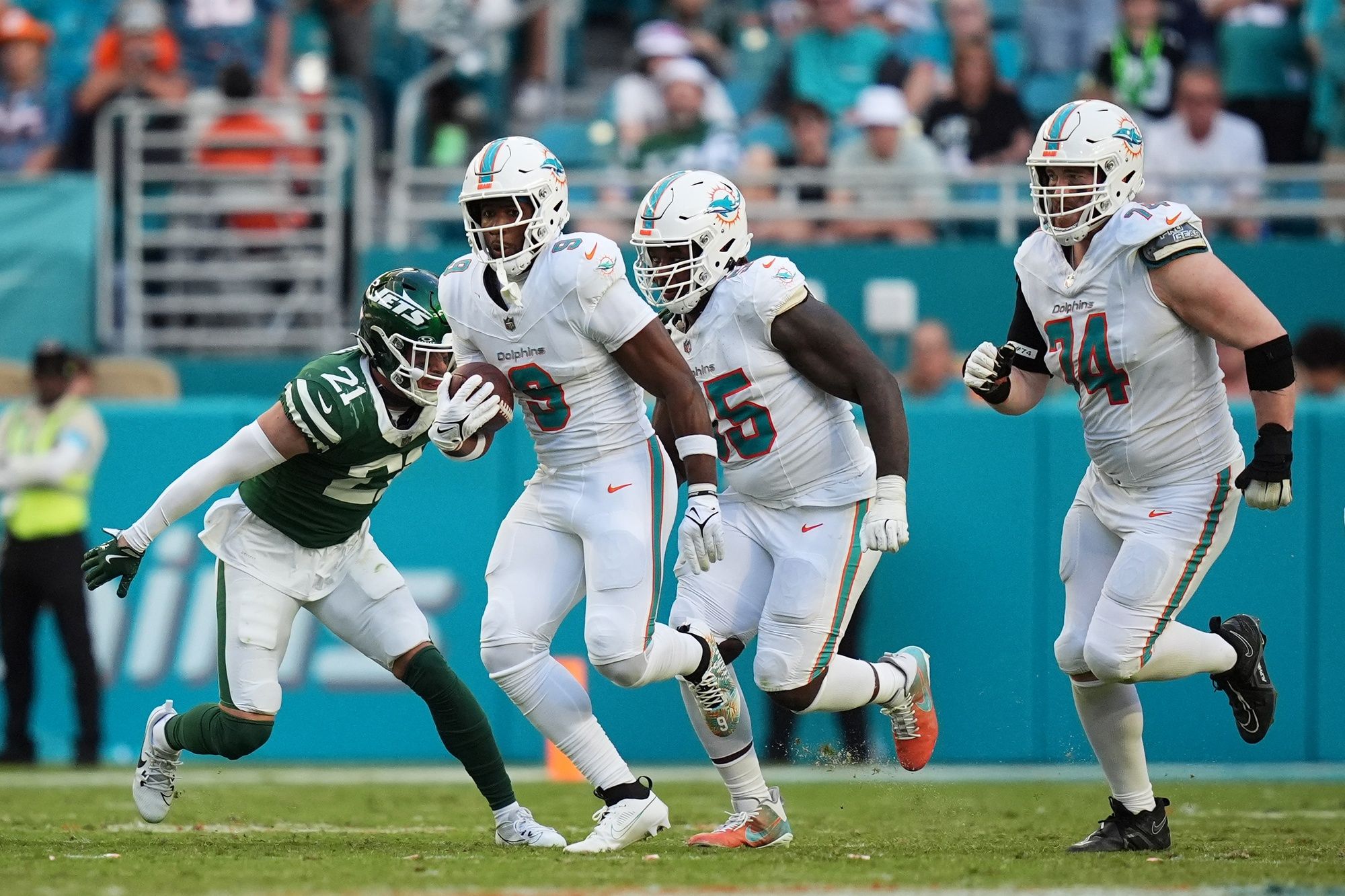 Miami Dolphins' Playoff Scenarios: Loss to Texans Puts Miami's Playoff  Chances on the Ropes