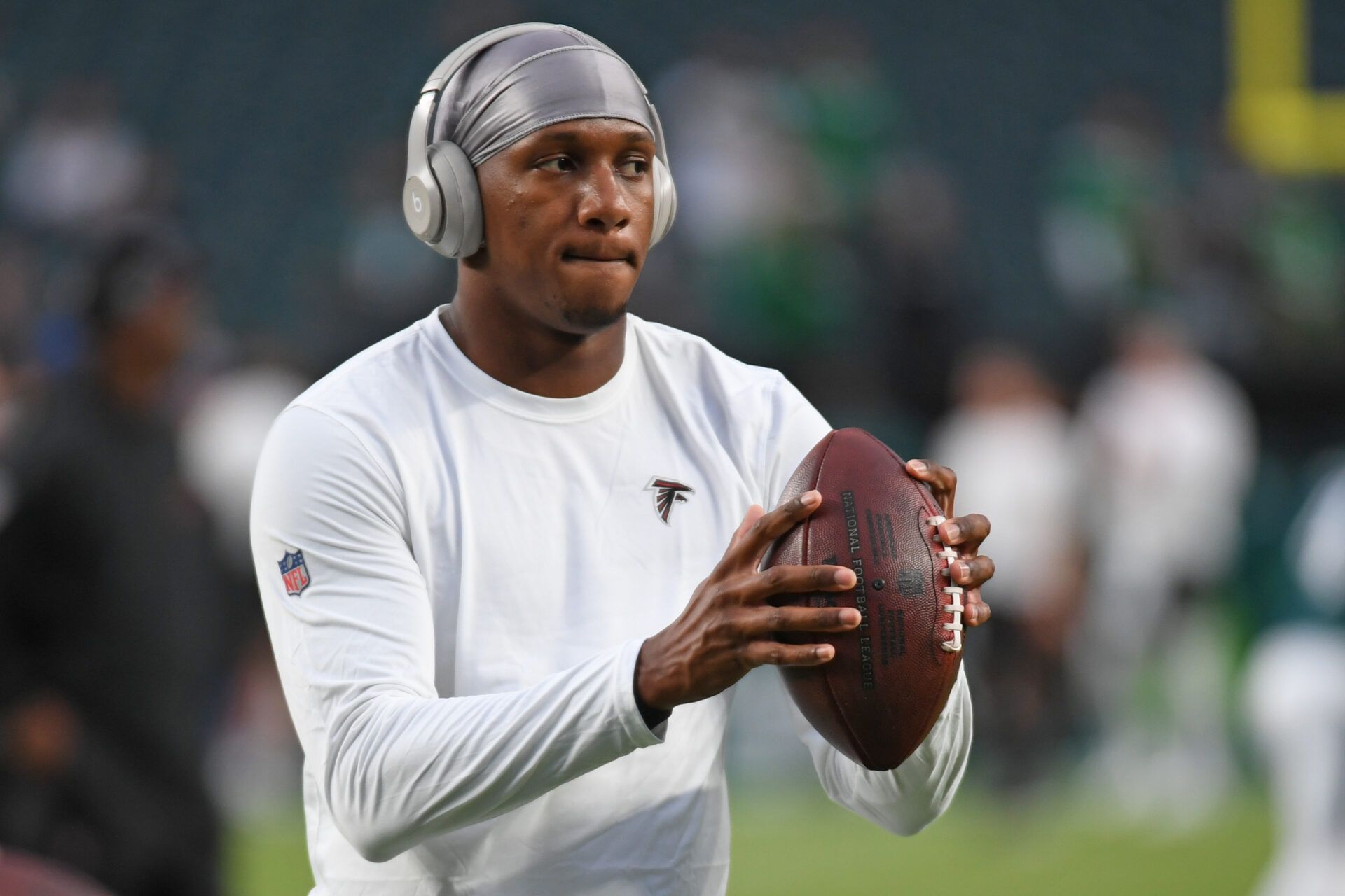 Sep 16, 2024; Philadelphia, Pennsylvania, USA; Atlanta Falcons quarterback Michael Penix Jr. (9) during pre-game warms against the Philadelphia Eagles at Lincoln Financial Field. Mandatory Credit: Eric Hartline-Imagn Images