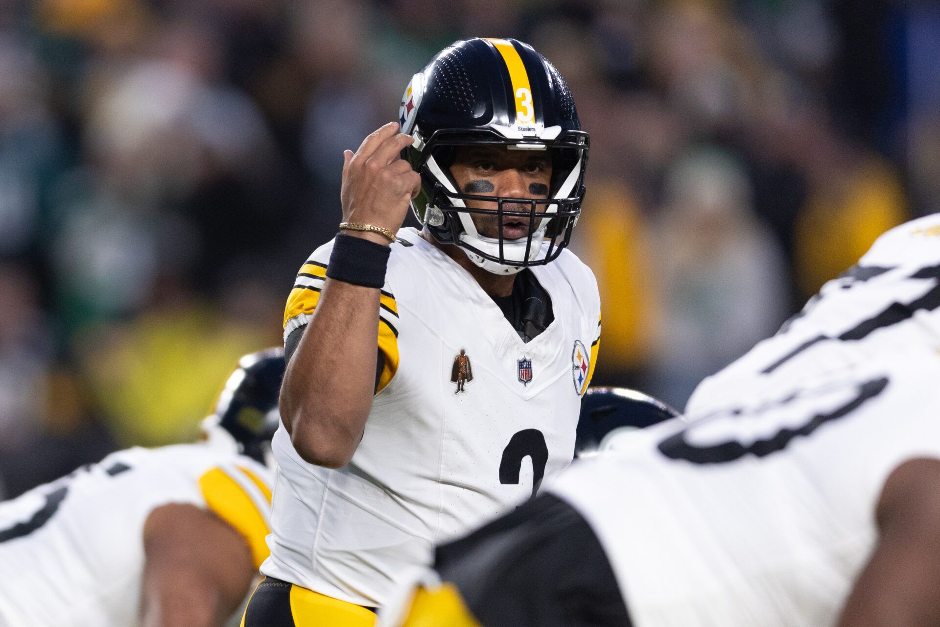 Dec 15, 2024; Philadelphia, Pennsylvania, USA; Pittsburgh Steelers quarterback Russell Wilson (3) calls a play at the line of scrimmage during the first quarter against the Philadelphia Eagles at Lincoln Financial Field. Mandatory Credit: Bill Streicher-Imagn Images