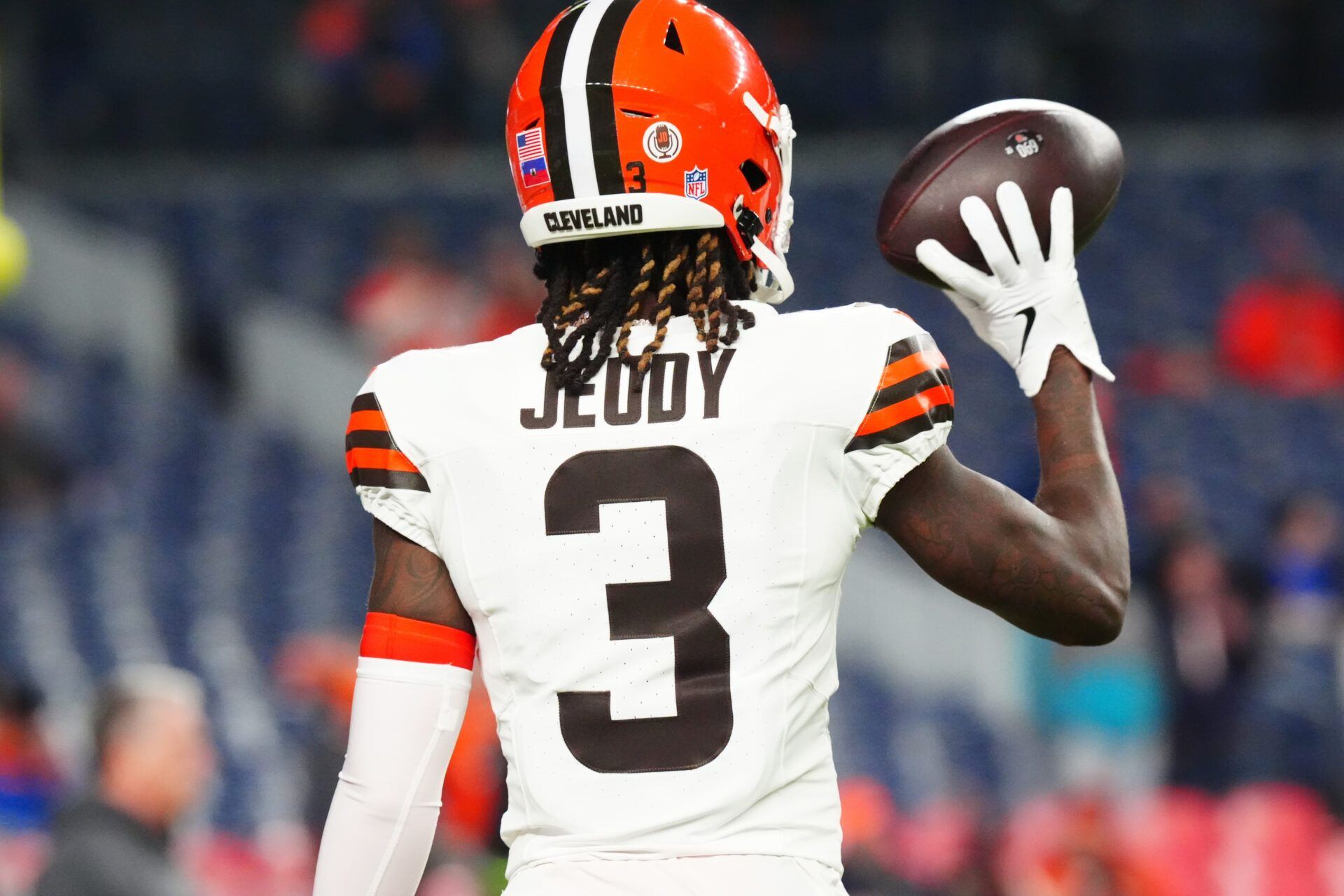 Dec 2, 2024; Denver, Colorado, USA; Cleveland Browns wide receiver Jerry Jeudy (3) before the game against the Denver Broncos at Empower Field at Mile High. Mandatory Credit: Ron Chenoy-Imagn Images