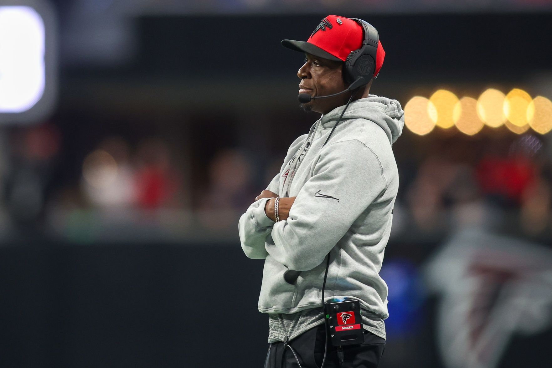 Atlanta Falcons head coach Raheem Morris on the sideline against the New York Giants in the first quarter at Mercedes-Benz Stadium.