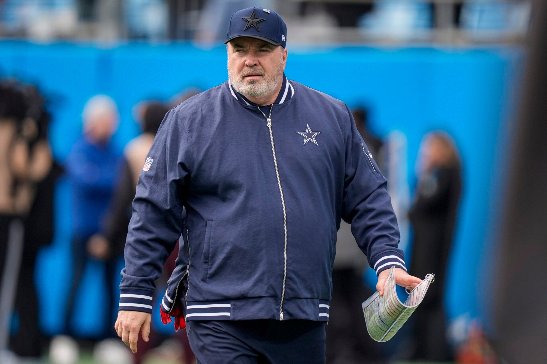 Dec 15, 2024; Charlotte, North Carolina, USA; Dallas Cowboys head coach Mike McCarthy during the first quarter against the Carolina Panthers at Bank of America Stadium. Mandatory Credit: Jim Dedmon-Imagn Images