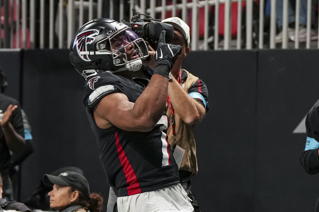 'It's Tough' -- Falcons Star RB Bijan Robinson Emotionally Reacts to Atlanta Missing Playoffs